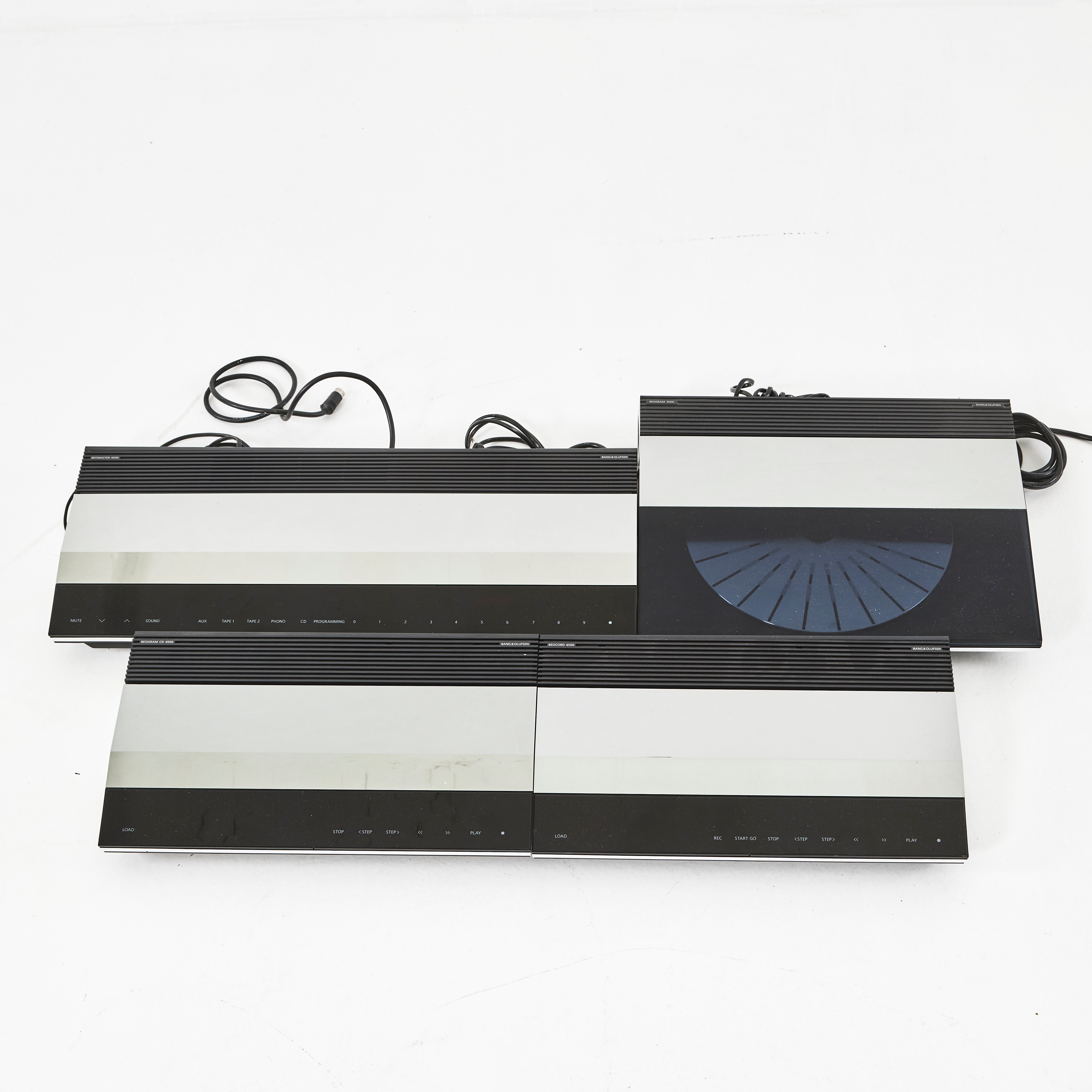 BANG & OLUFSEN. musikanläggning, 4 delar, b.la. "Beomaster 4500", 1980-tal.