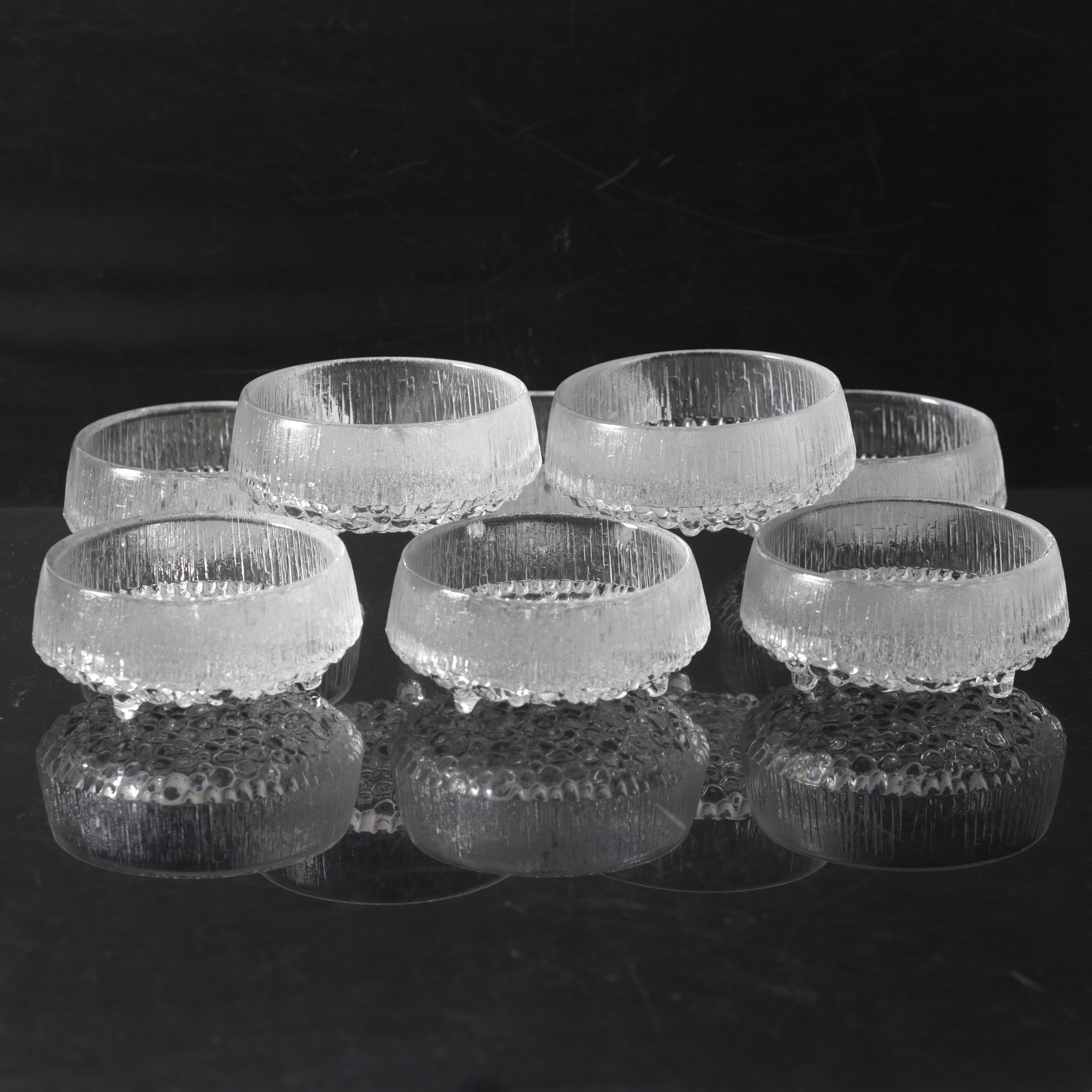 TAPIO WIRKKALA. Dessertskålar, 8 st. Glas, "Ultima Thule", Iittala, Finland.