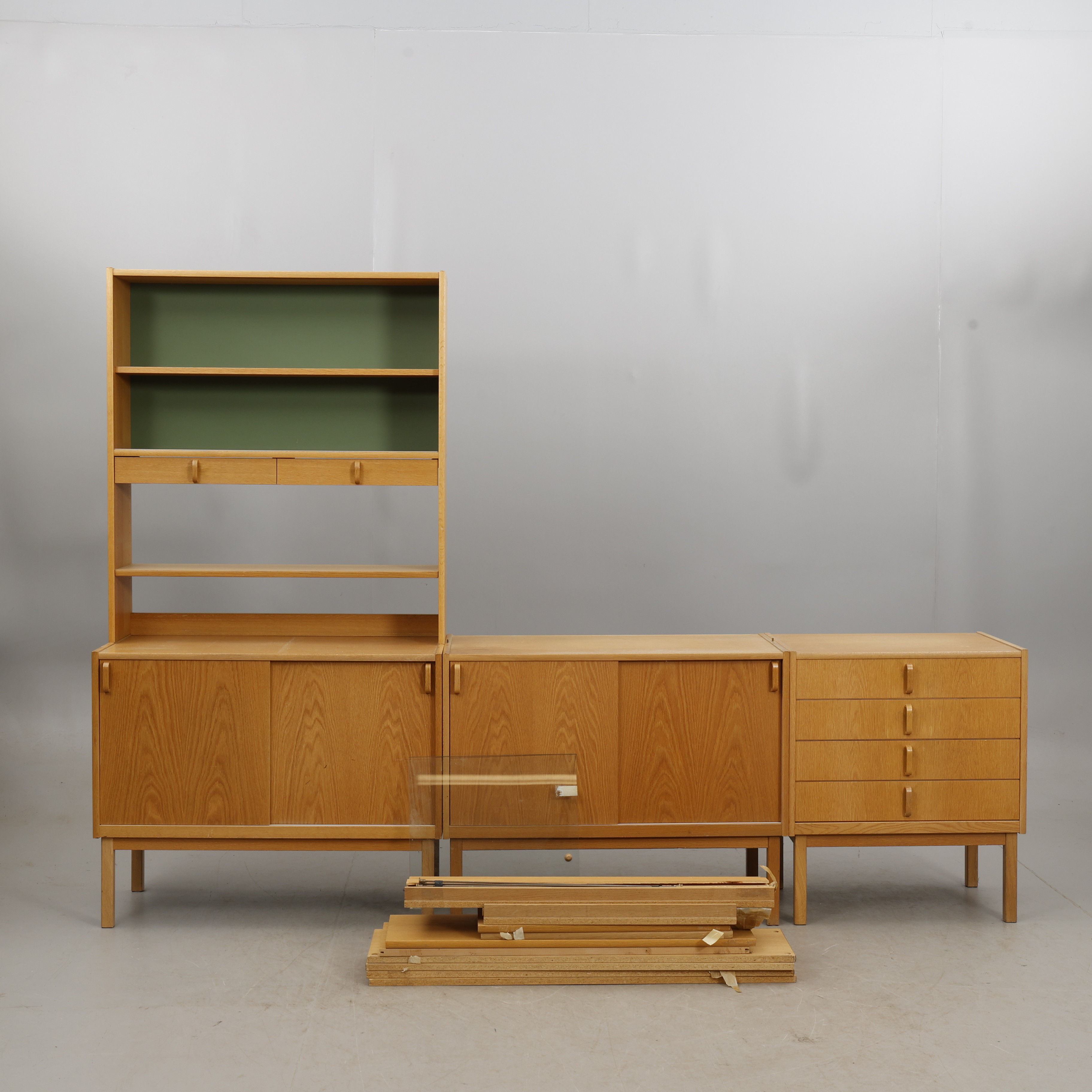 BERTIL FRIDHAGEN. Bokhylla, 3 sektioner, Bodafors 1964.