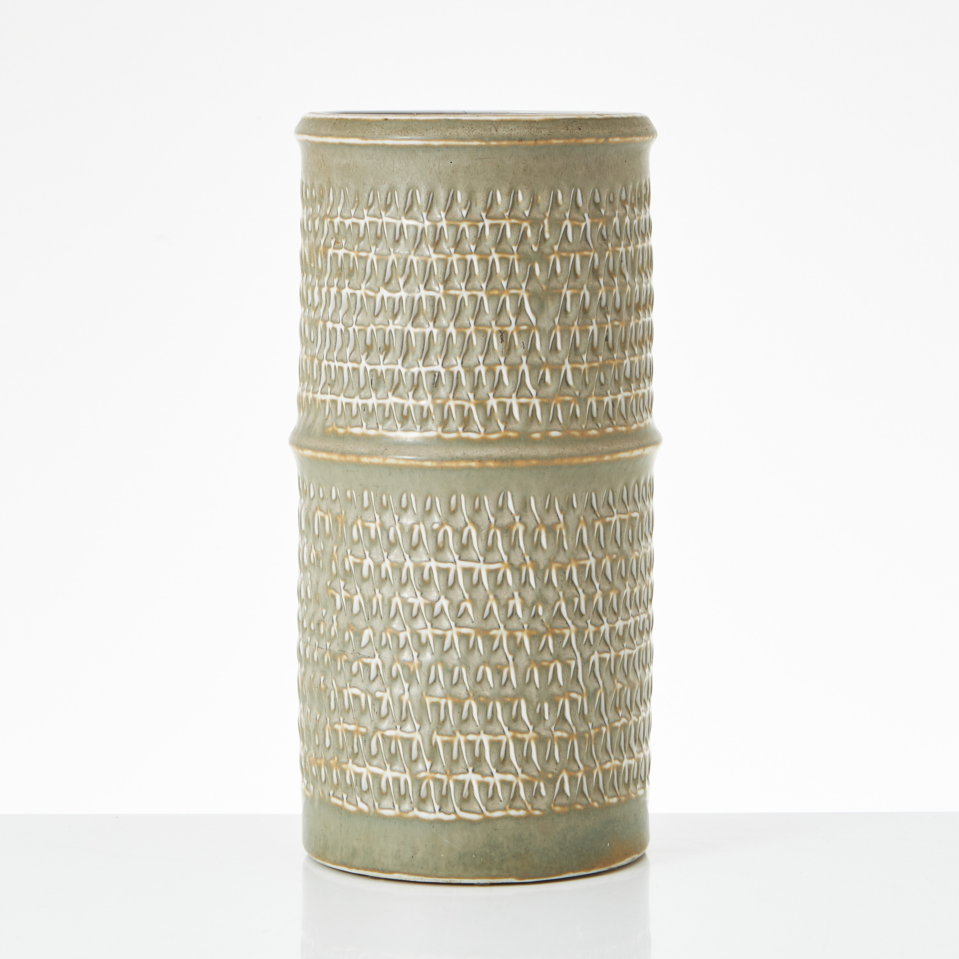 HERTHA BENGTSSON. (Sverige, 1917-1993). Vas, stengods, monogramsignerad, Rörstrand Ateljé.