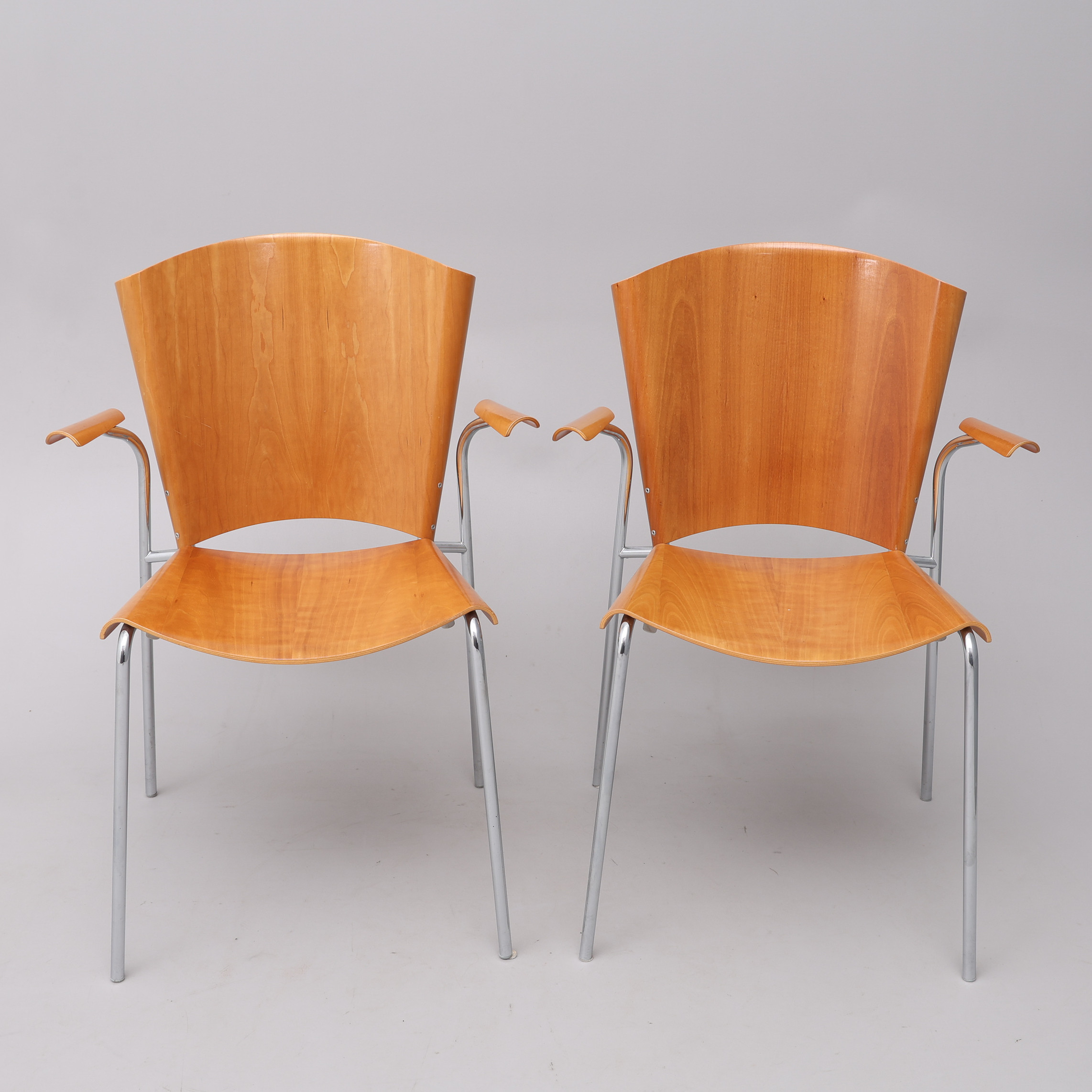 NANNA DITZEL. KARMSTOLAR, TVÅ STYCKEN, "TEMBA 3271", FREDERICIA STOLEFABRIK, DANMARK.