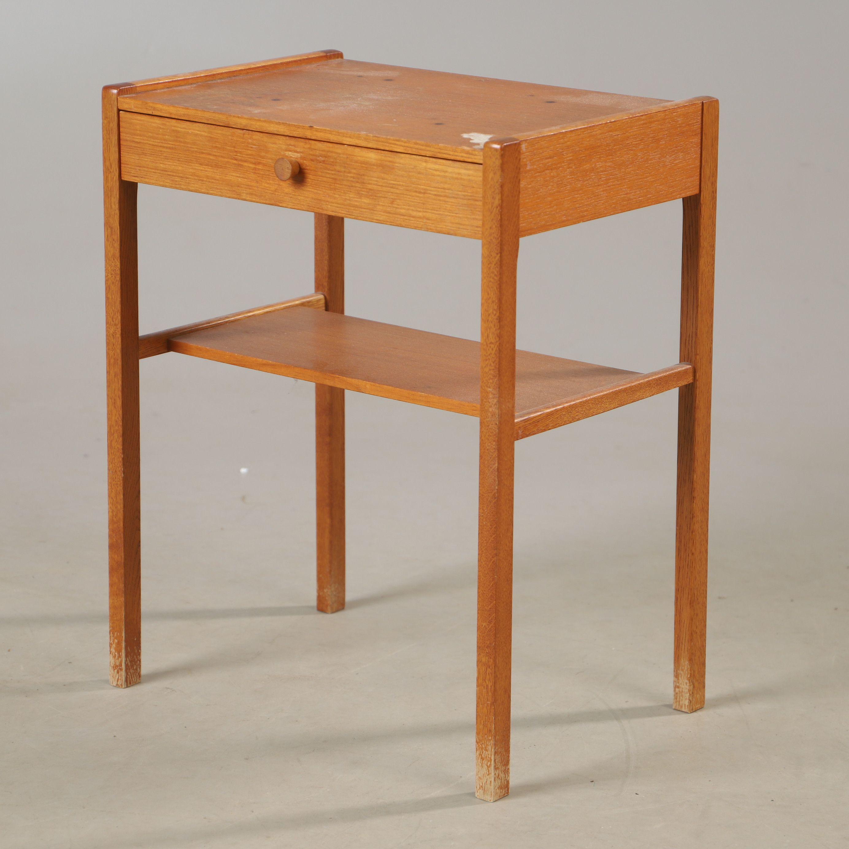 SÄNGBORD, teak, 1900-talets mitt.