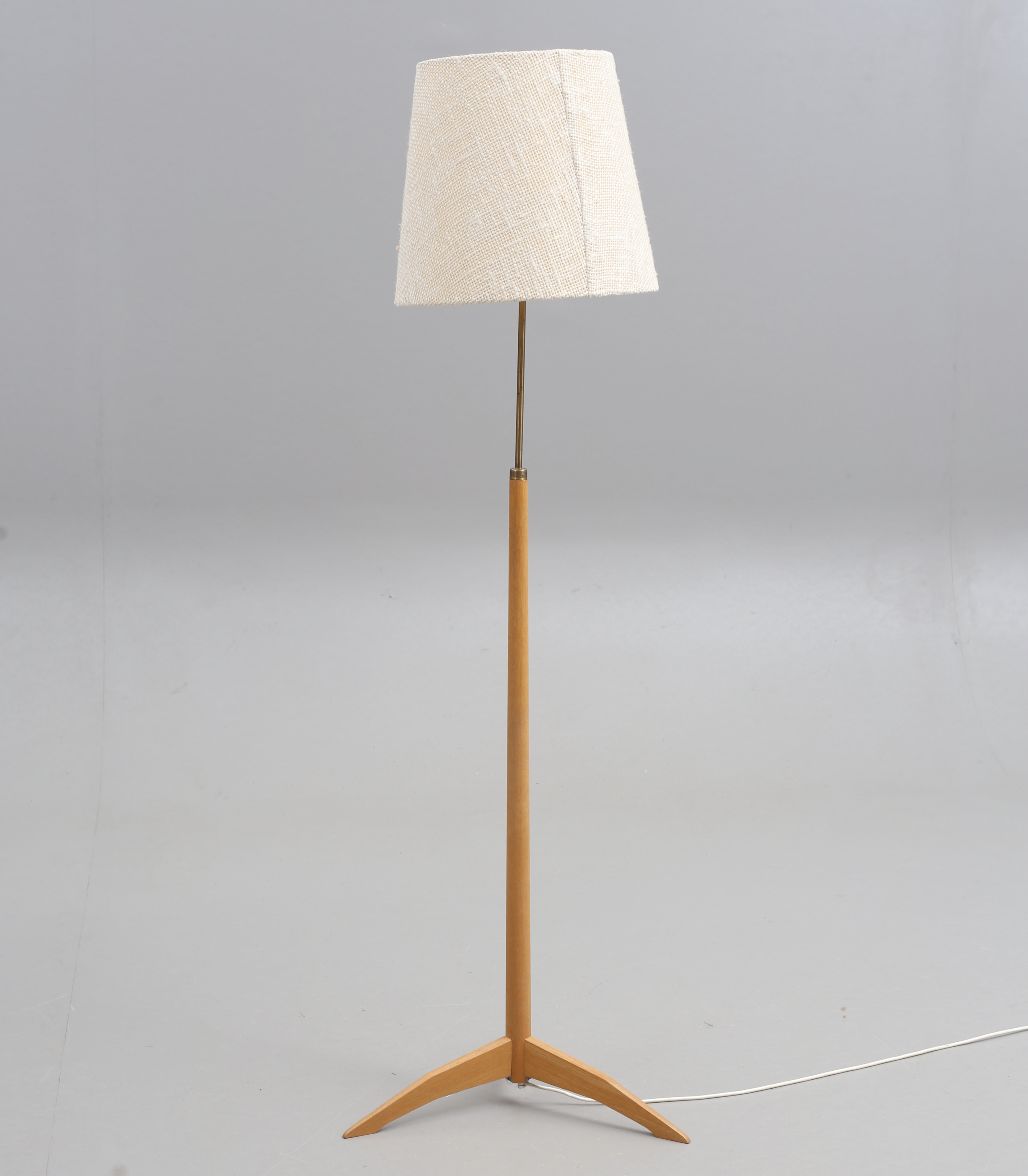 GOLVLAMPA, "G-34", Bergboms, 1900-talets andra hälft.