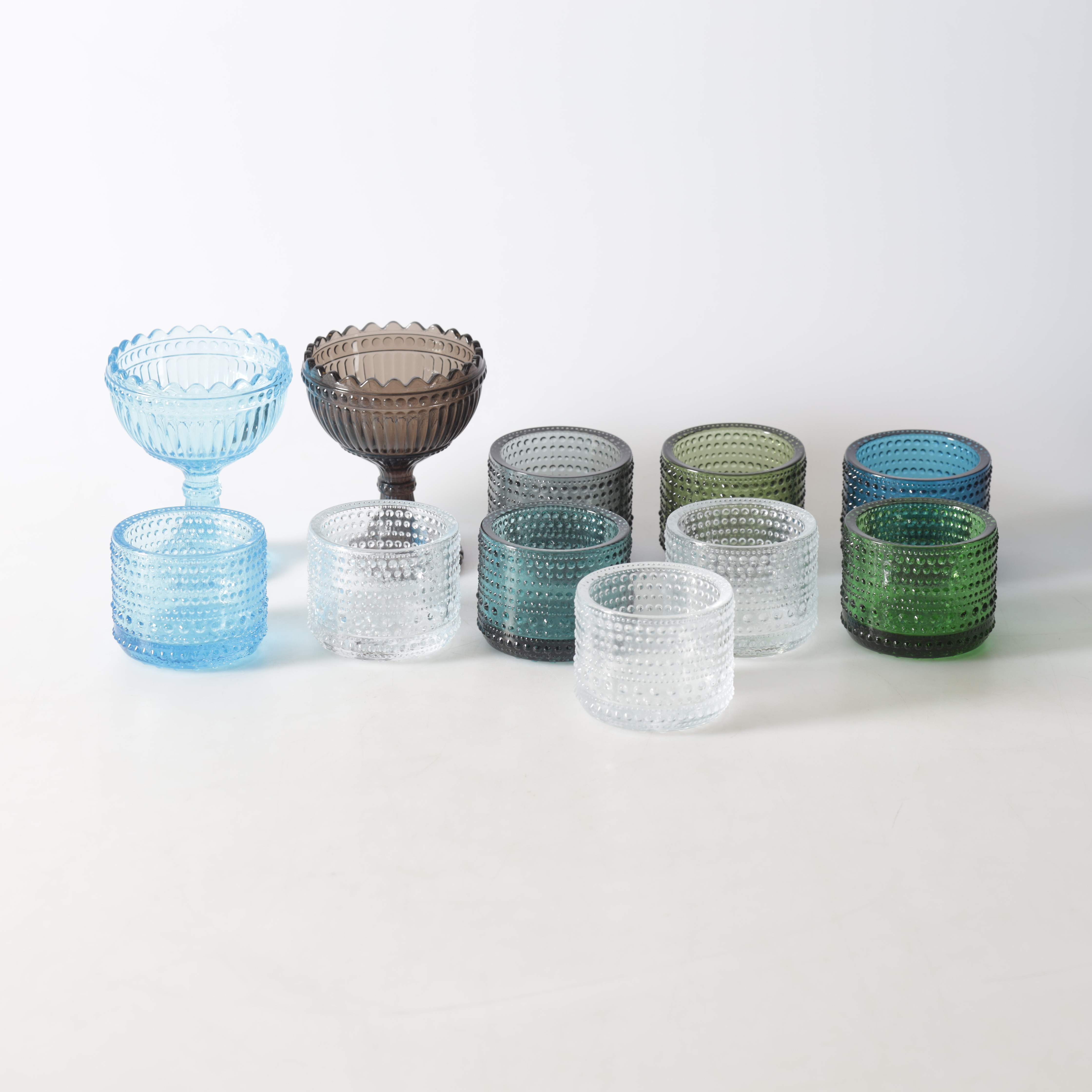 LJUSLYKTOR, samt skålar, 11 delar glas, delvis Kastehelmi, Oiva Toikka, Iittala, Finland.