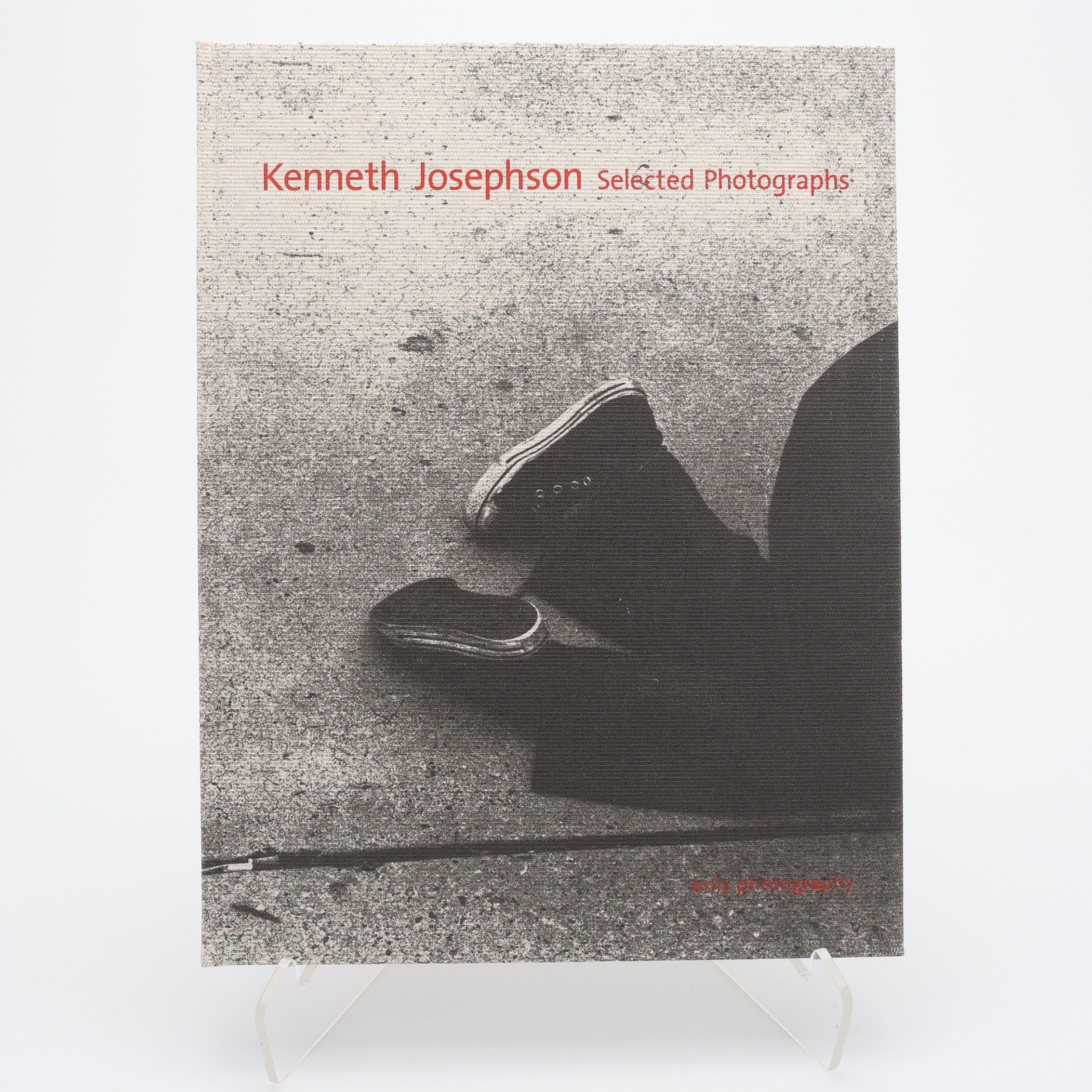 FOTO. DEN AMERIKANSKE FOTOGRAFEN KENNETH JOSEPHSONS "SELECTED PHOTOGRAPHS" I BEGRÄNSAD FÖRSTA UPPLAGAN, 2013 - SIGNERAD.