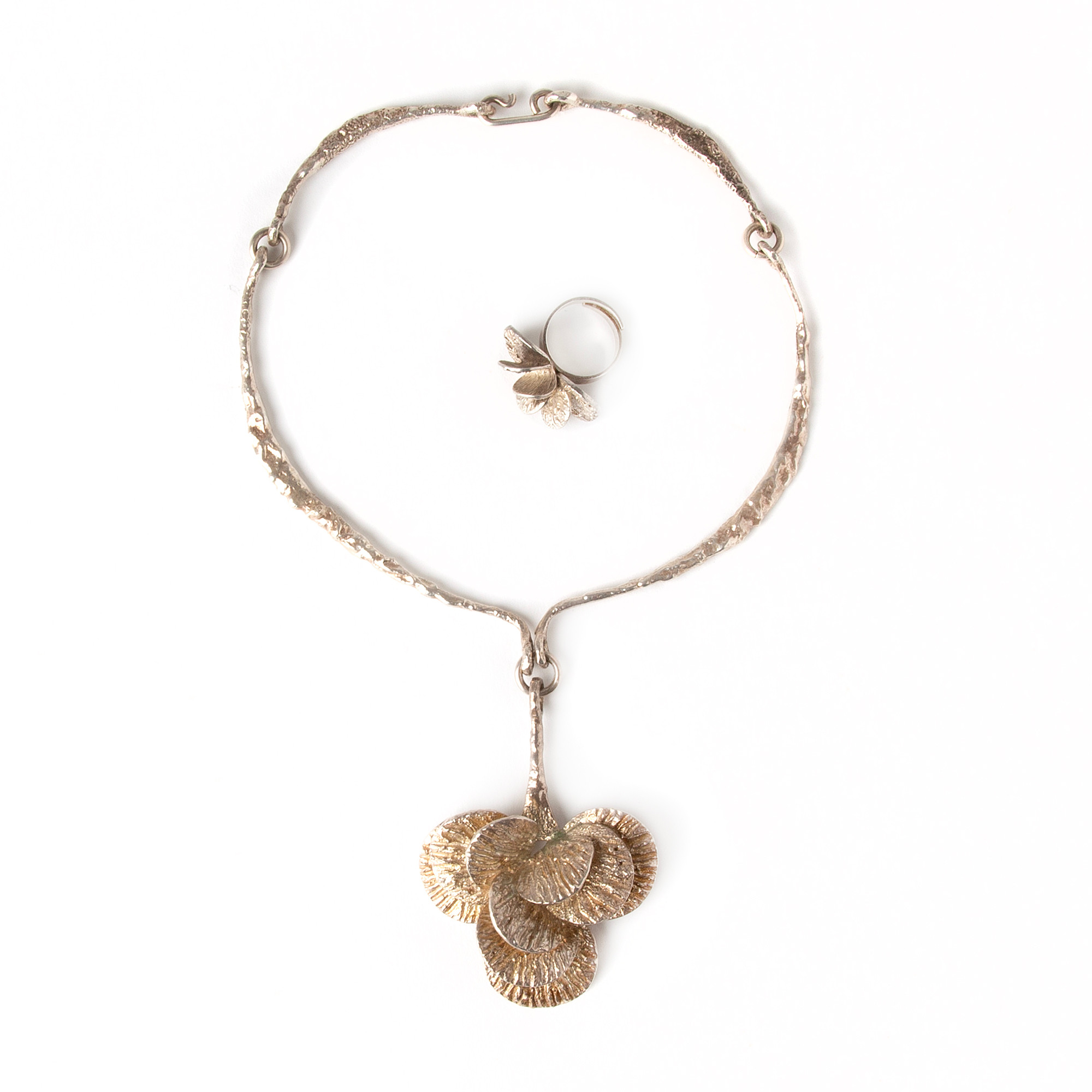 THERESIA HVORSLEV, collier samt ring, silver, MEMA, Lidköping, 1975.