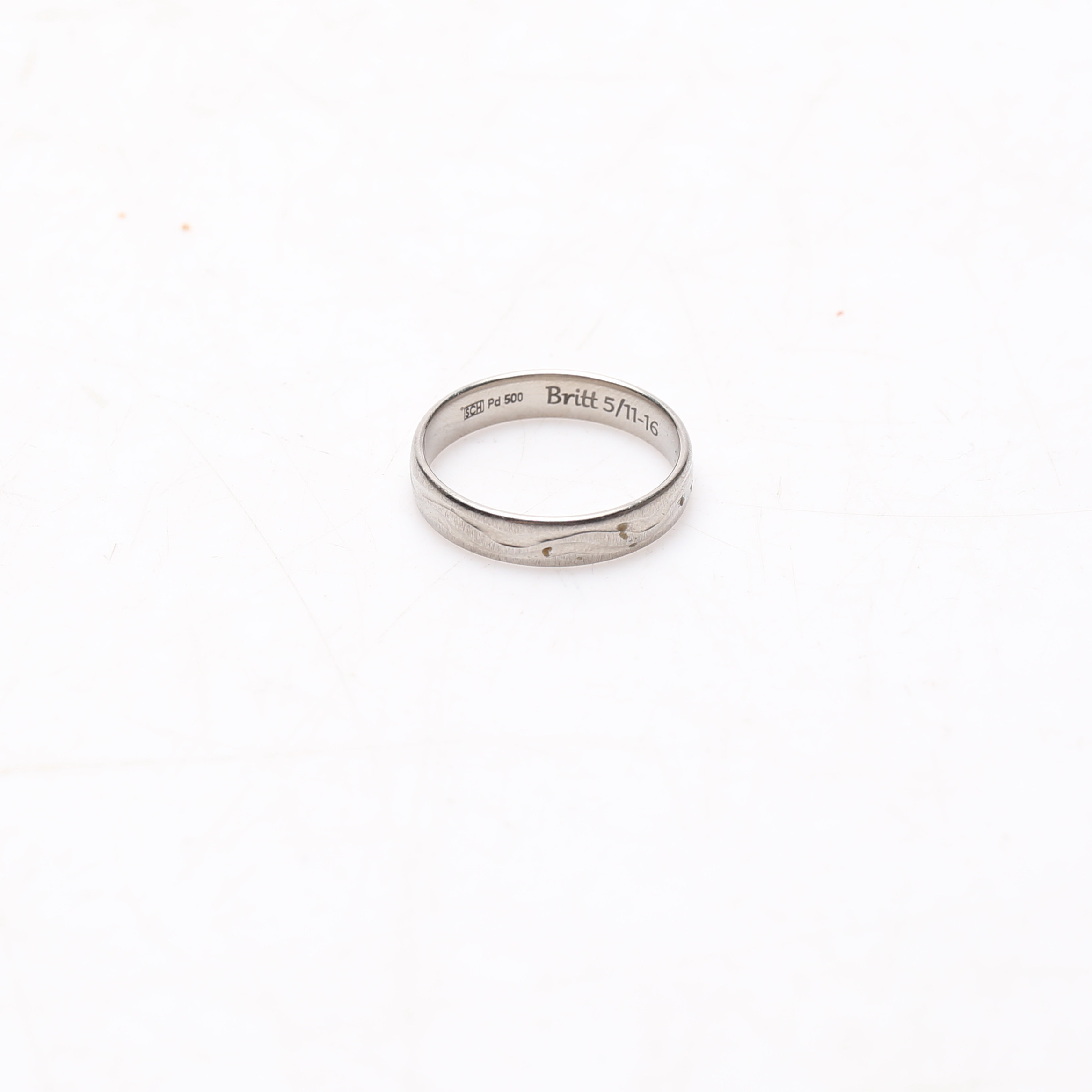 RING, Palladium, Pd 500, vikt cirka 4,9 gram.
