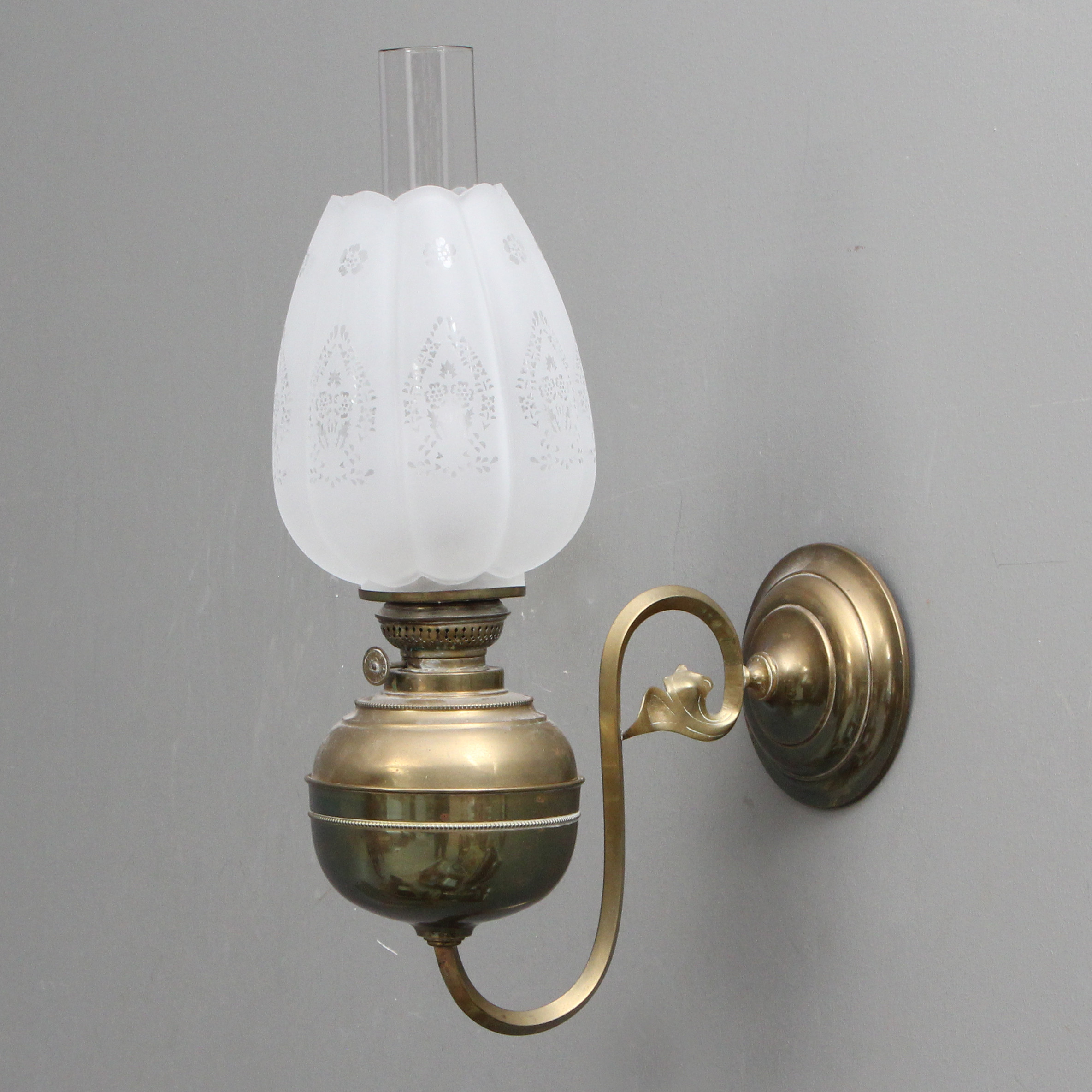VÄGGFOTOGENLAMPA, glas/metall.