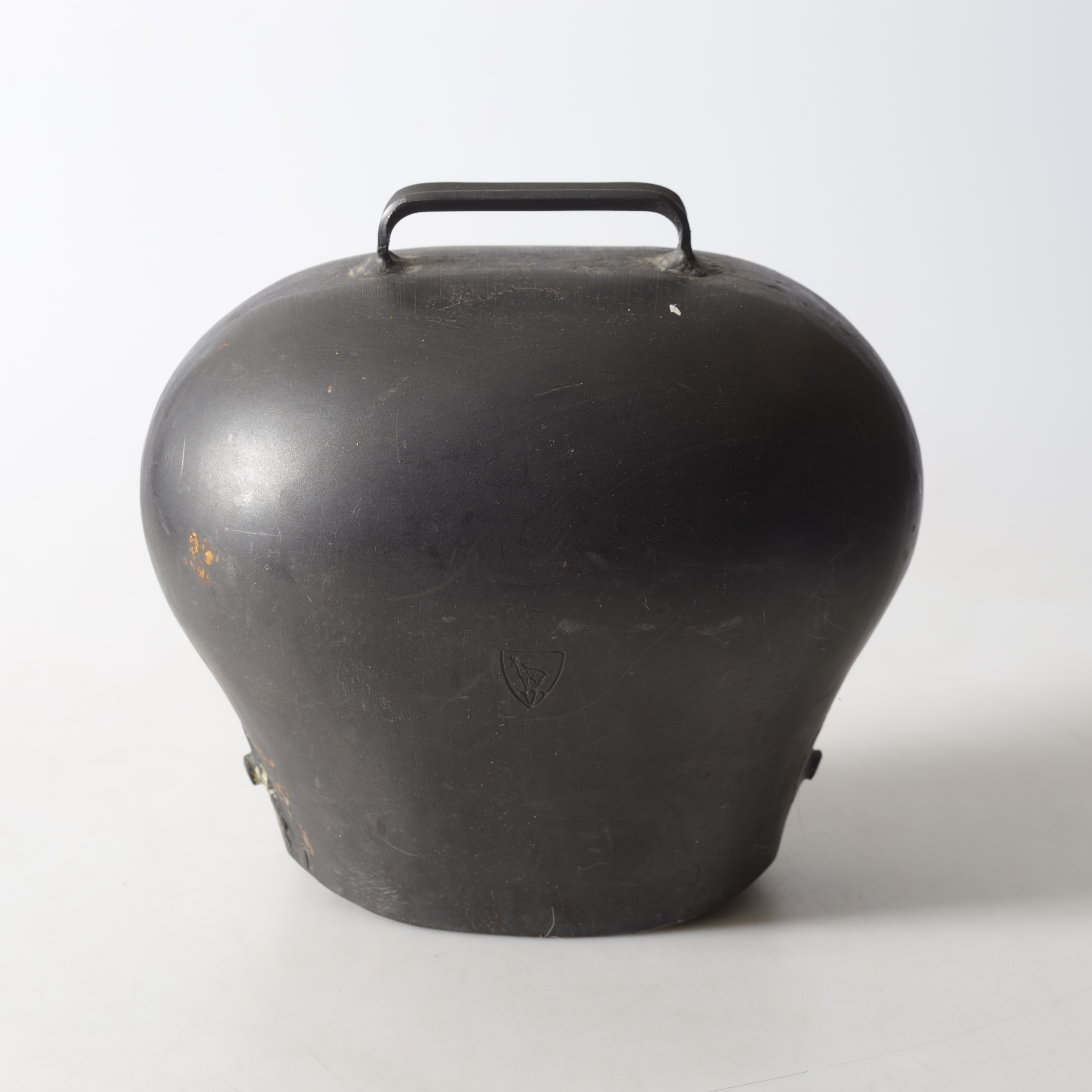 KOSKÄLLA, metall, 1900-tal.