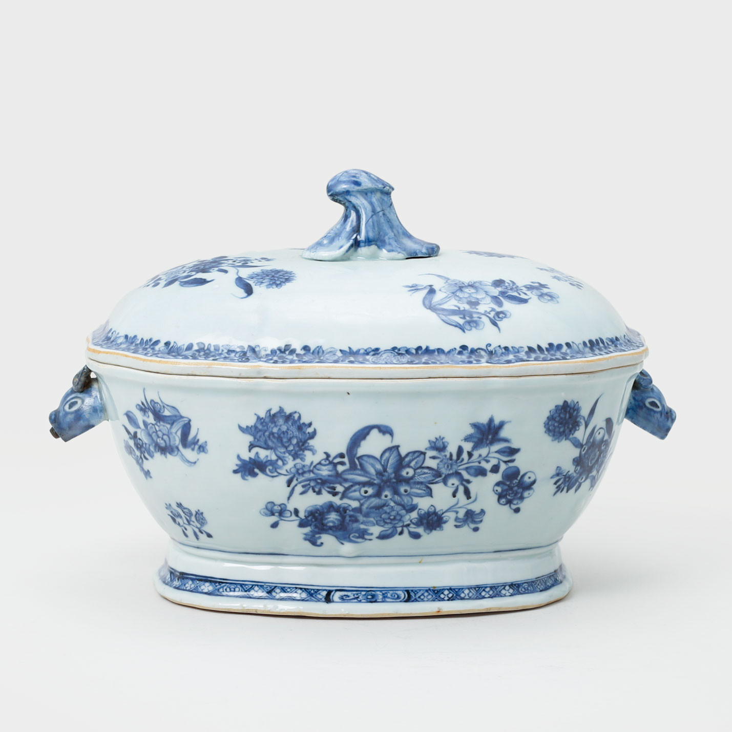 LOCKTERRIN, porslin, Kina, Qianlong (1736-1795).