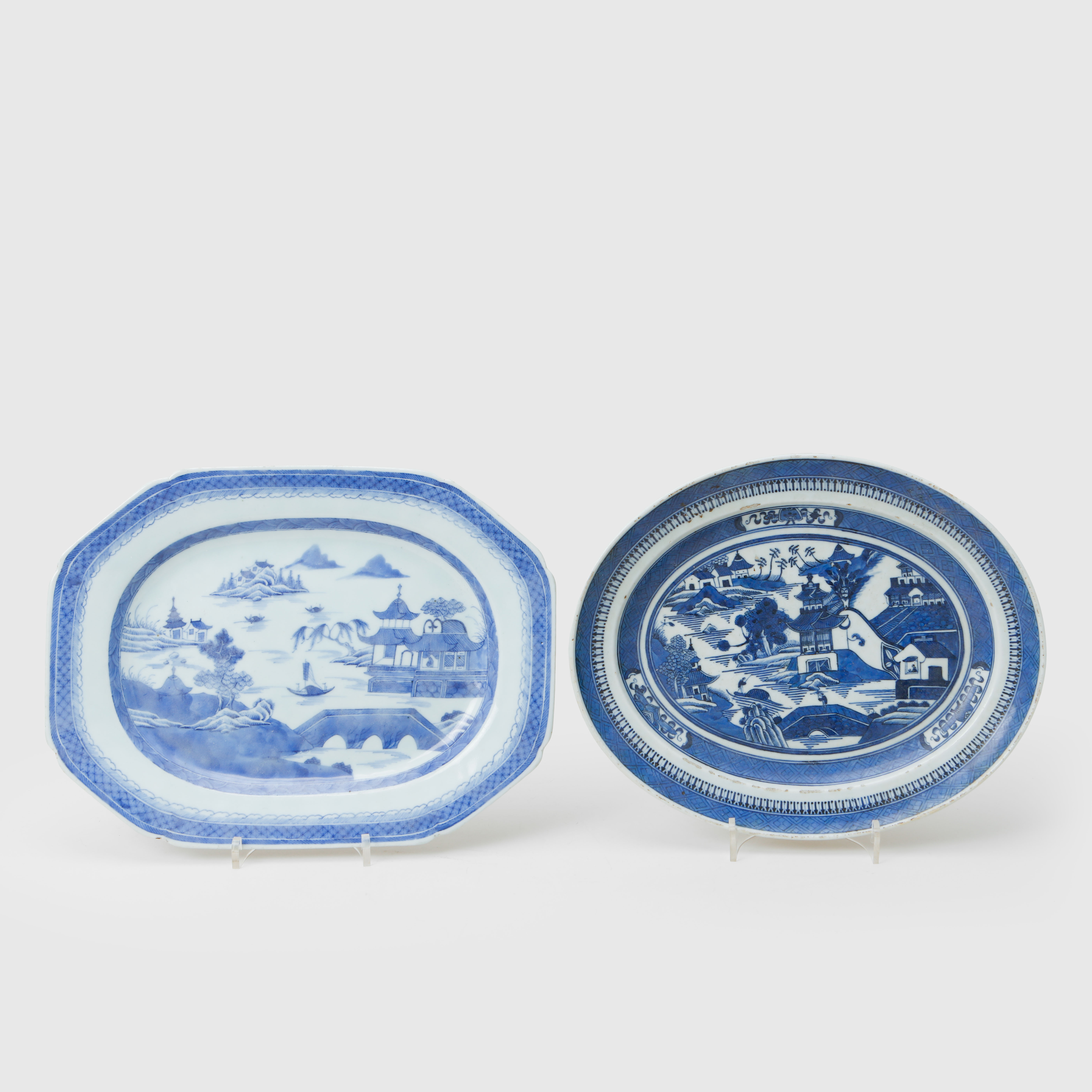 FAT, 2 stycken, porslin, Kina, 1700-tal.