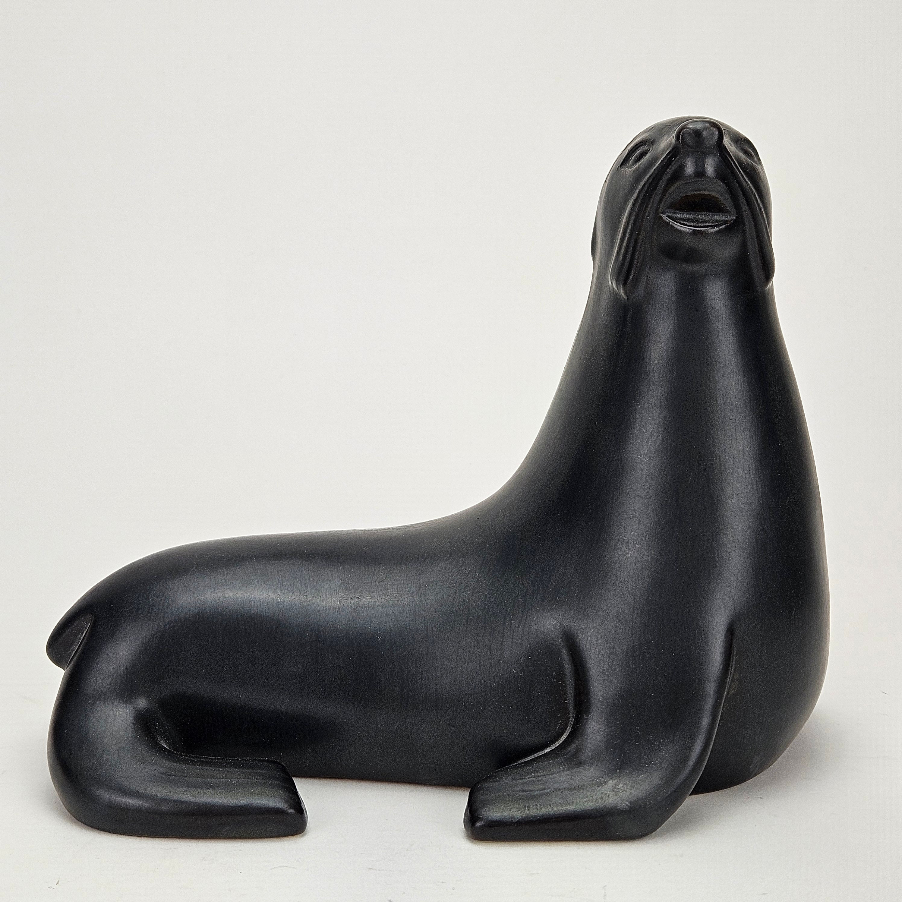 GUNNAR NYLUND. Skulptur, stengods, Rörstrand.