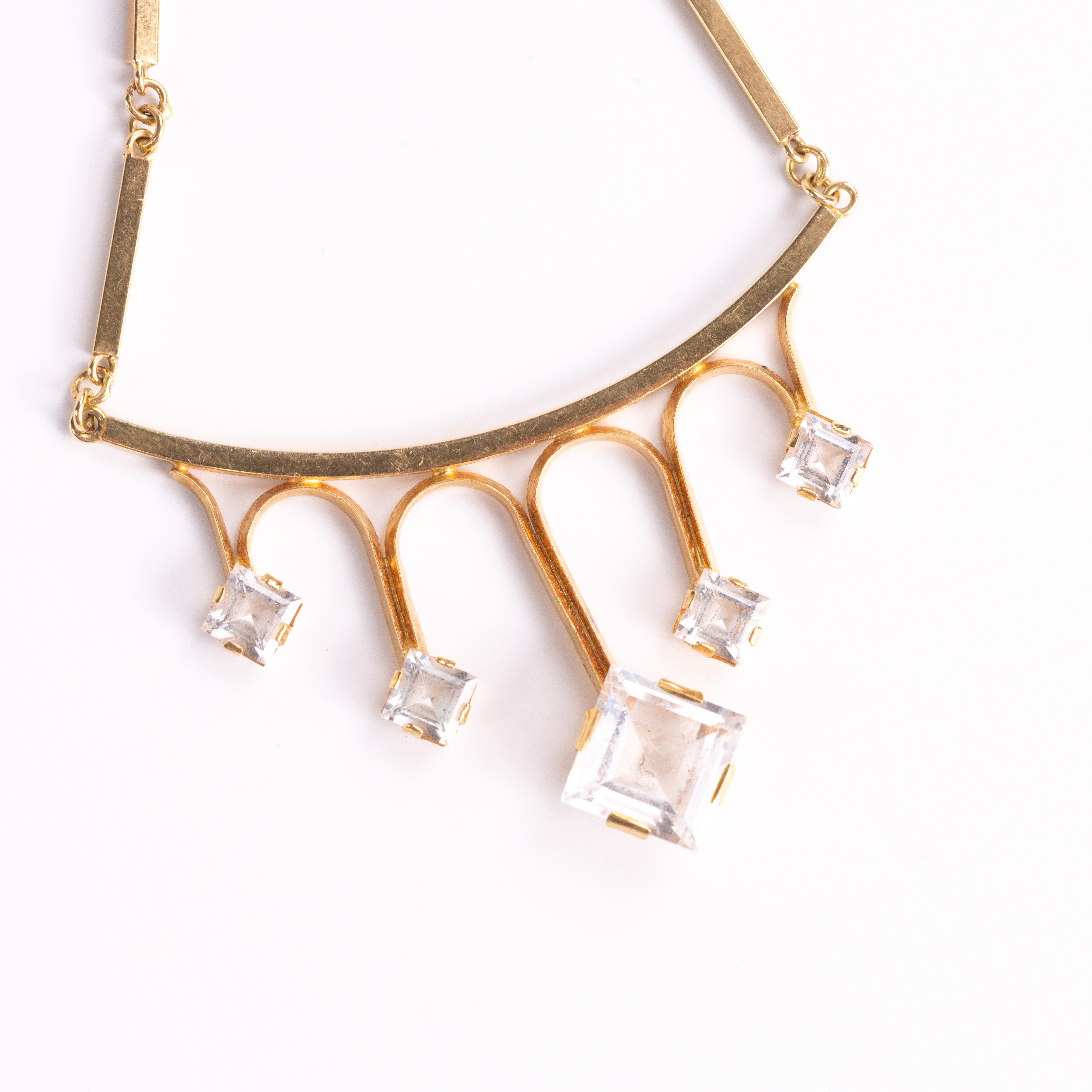 COLLIER, 18k, stavlänk, med färglösa stenar.