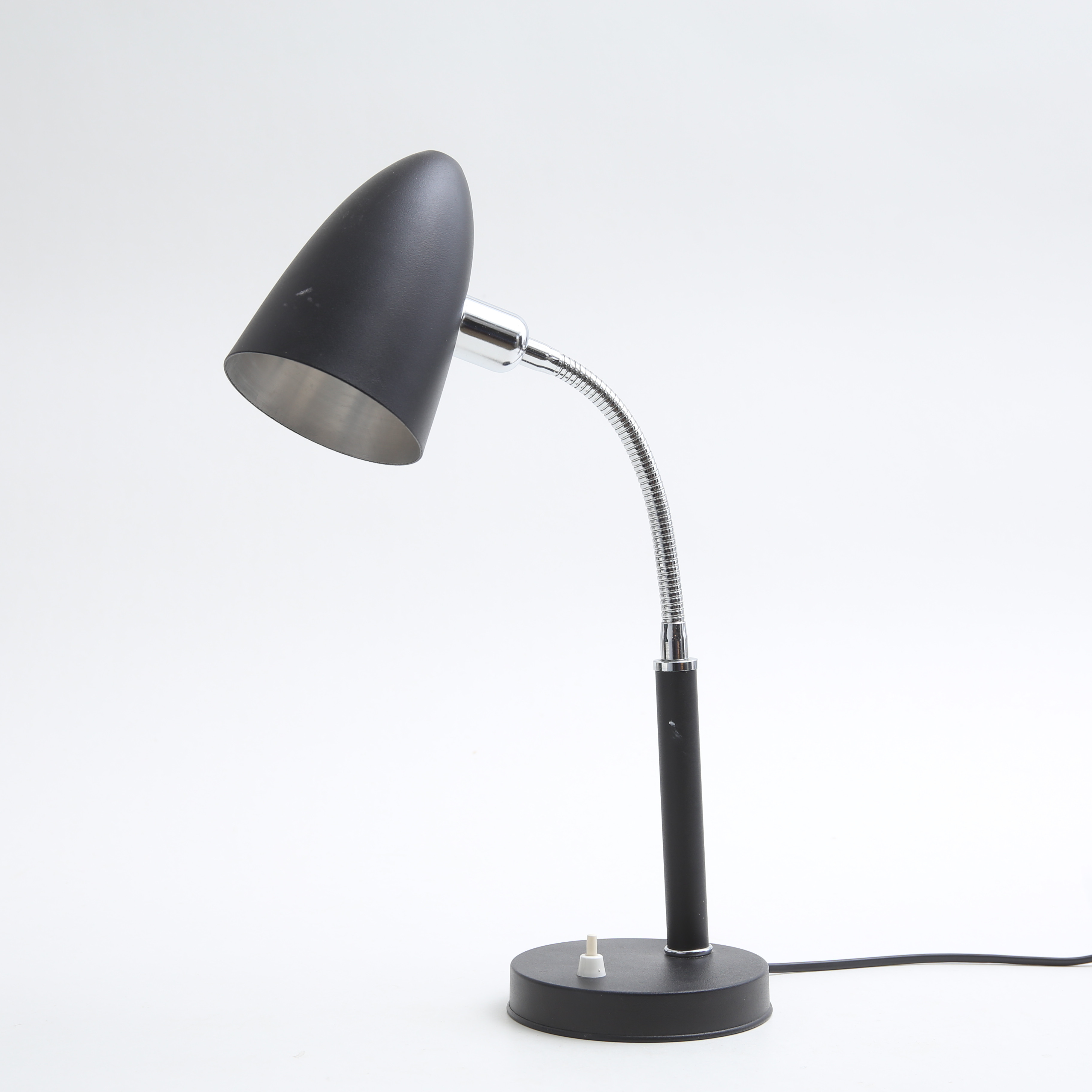 SKRIVBORDSLAMPA, Konsthantverk AB Tyringe, modell 1695.