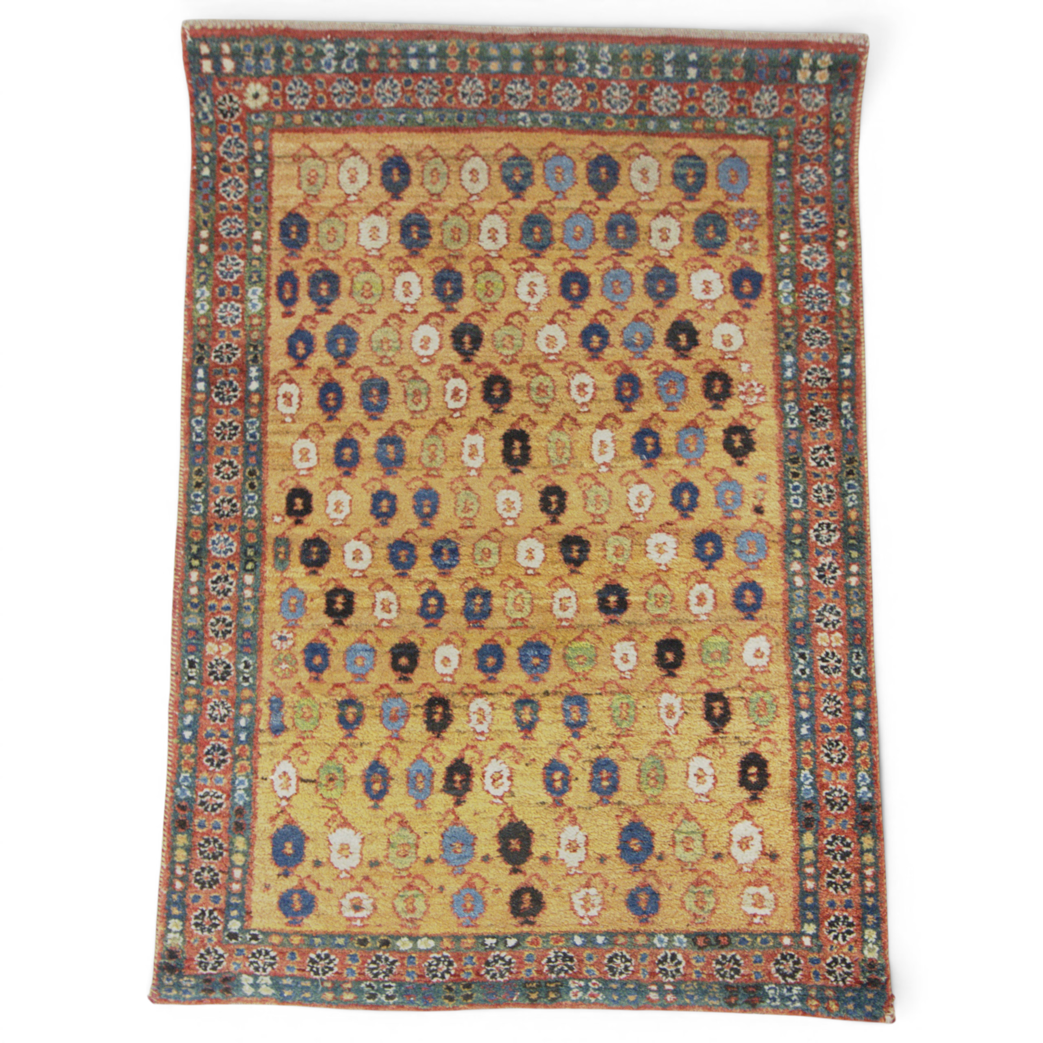 MATTA, ca 150 x 105 cm, Persisk.