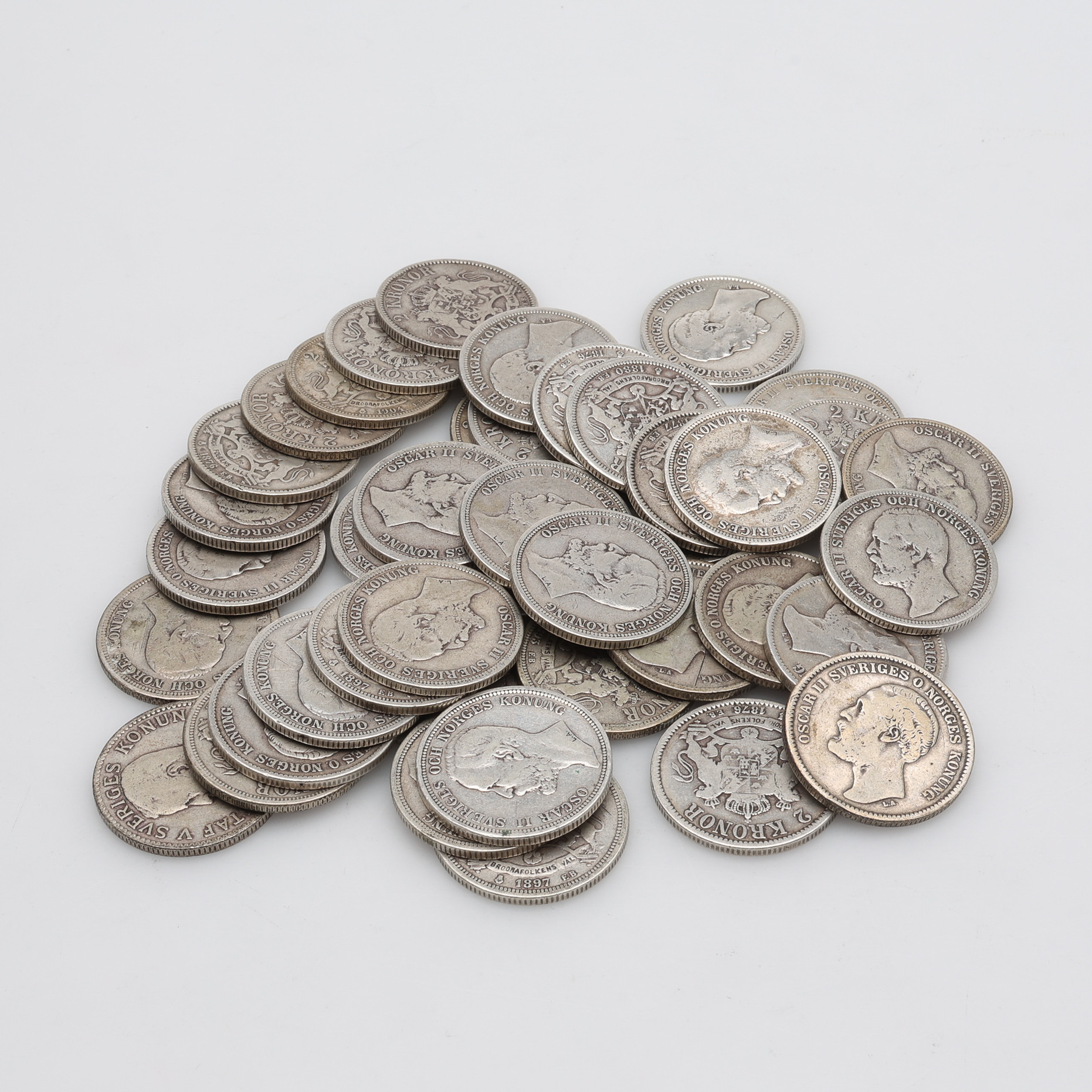 MYNT, 2-KRONOR FÖRE 1942, TOTAL VIKT CA 617 GRAM.