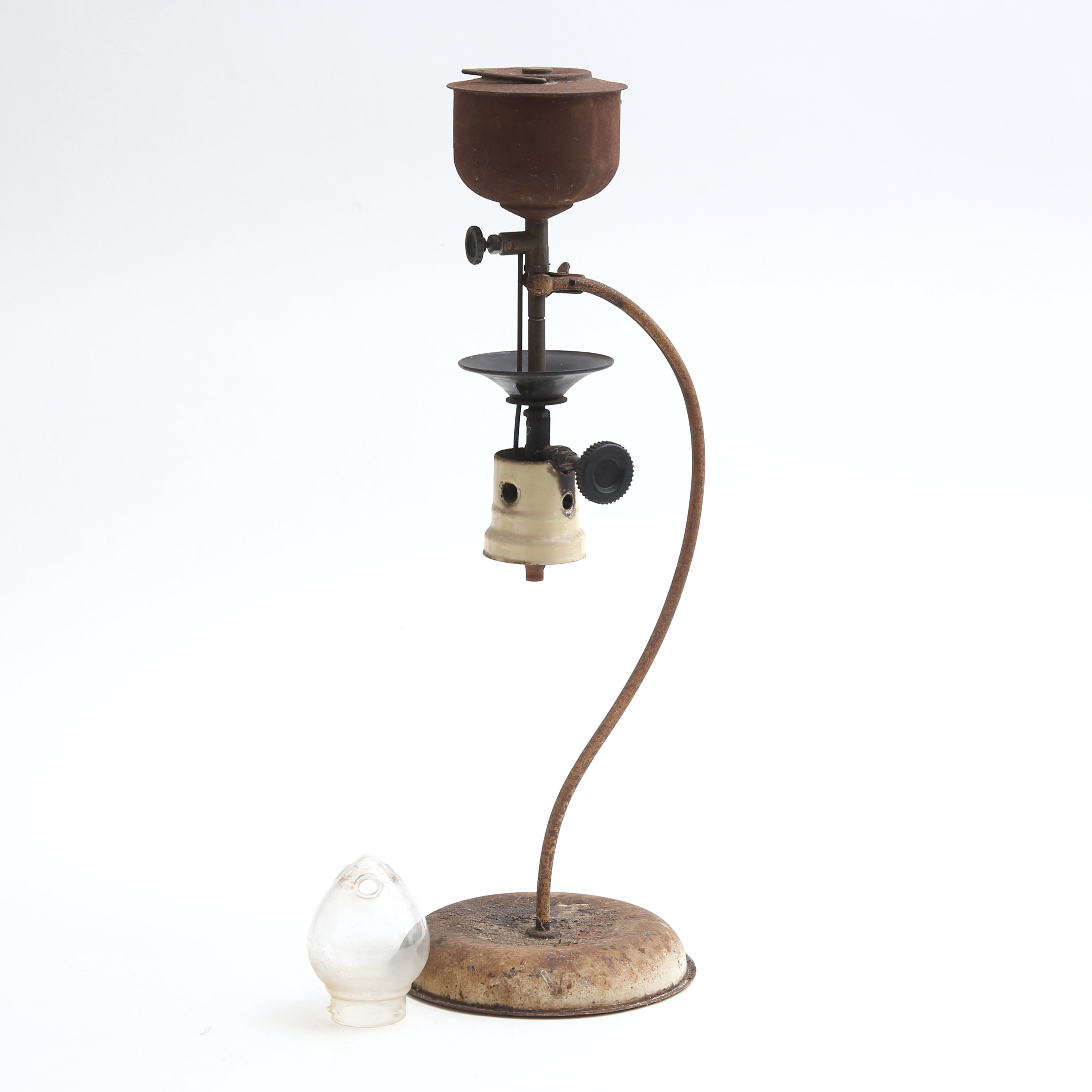BORDSLAMPA, Radius no 107, 1900-tal.
