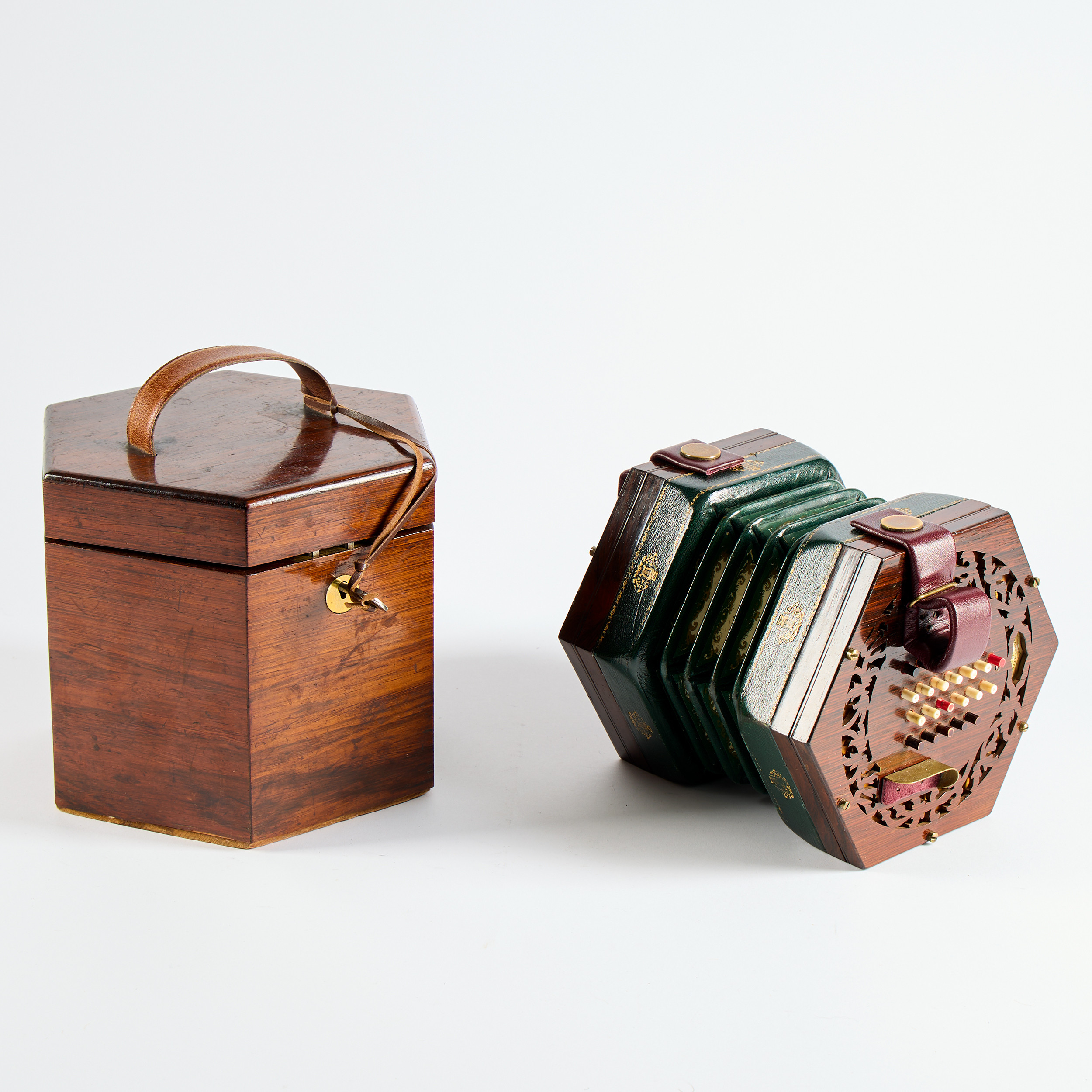 CONCERTINA. George Case, London, 1800-talets första hälft.