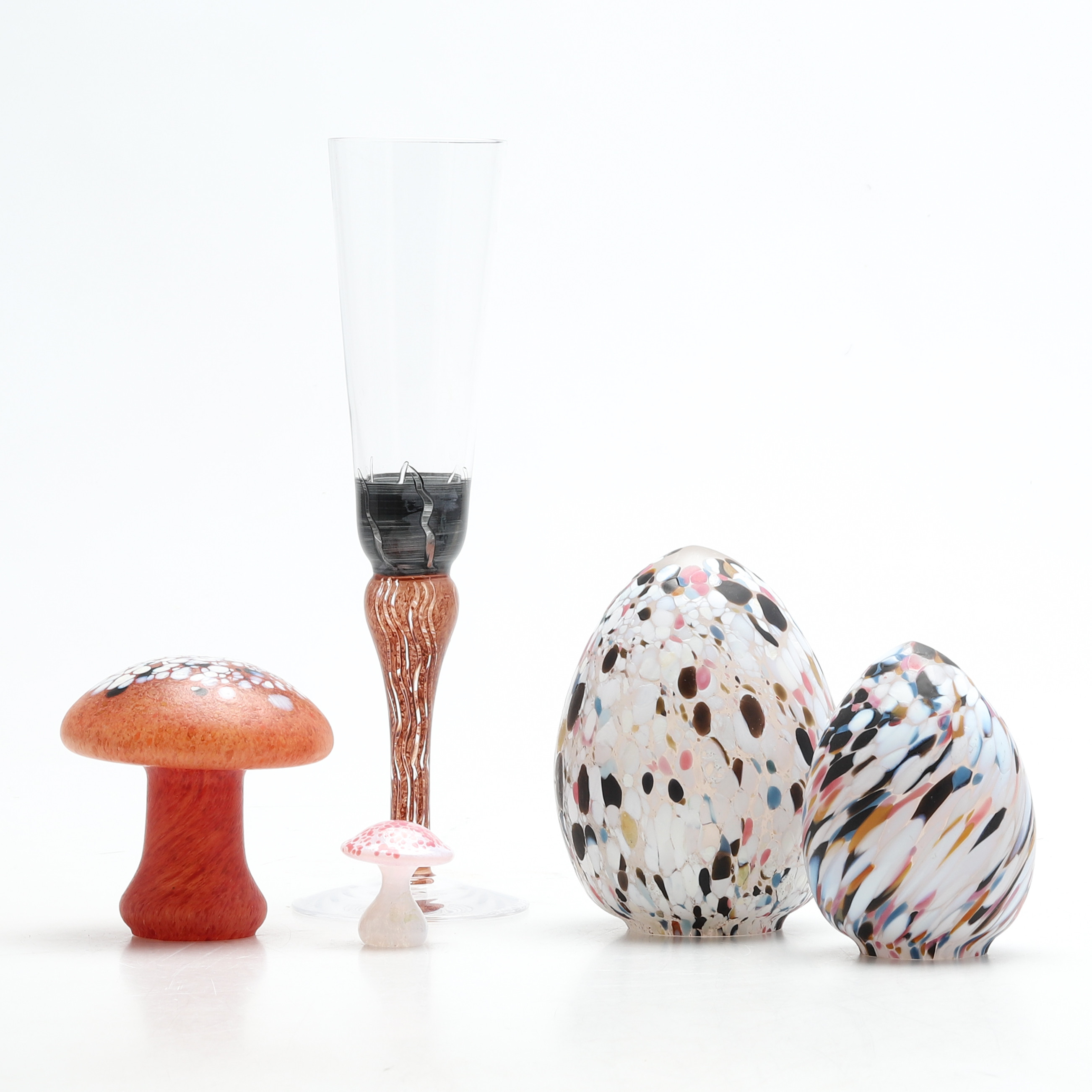 MONICA BACKSTRÖM. Parti konstglas, 5 delar, Kosta Boda/Boda glasbruk.