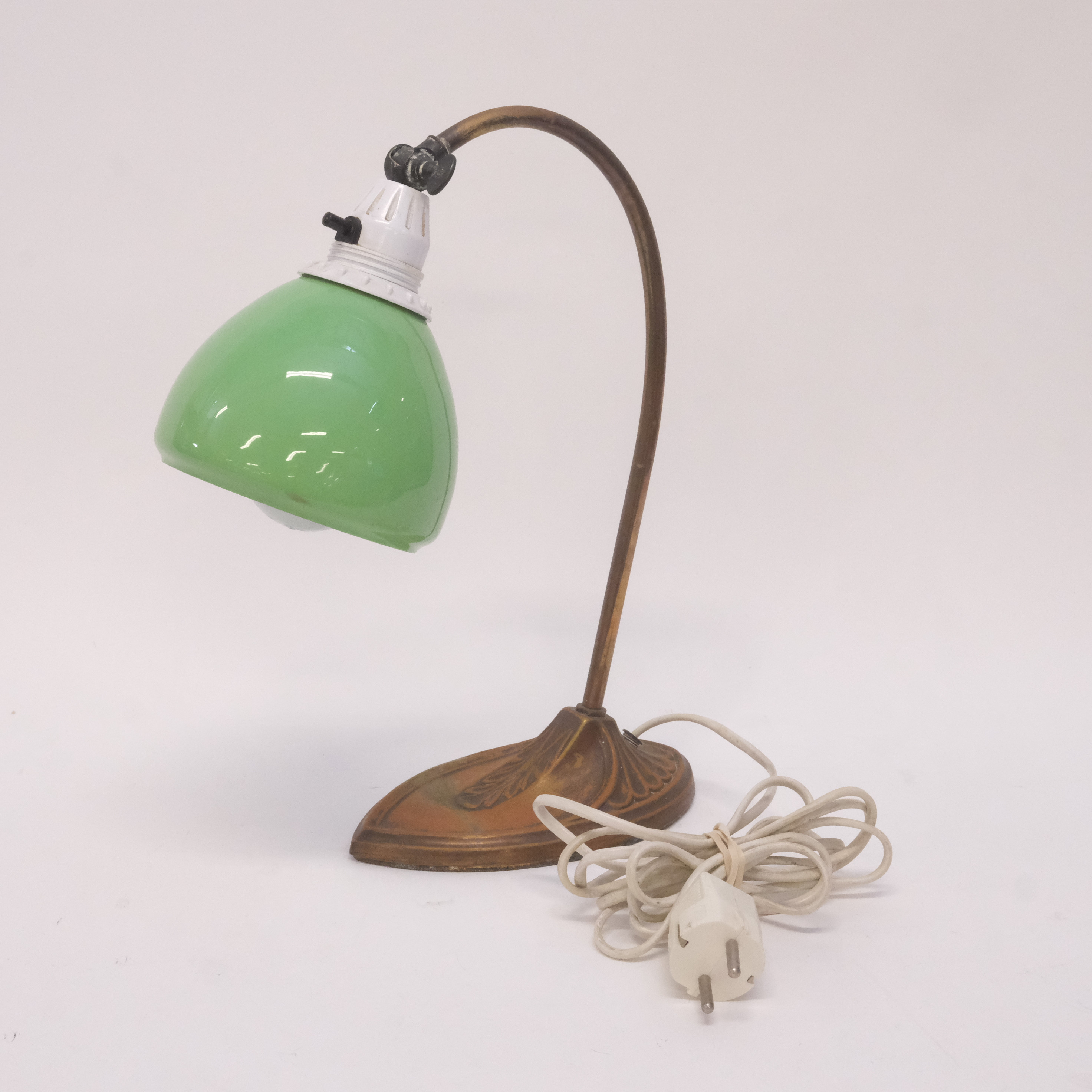 BORDSLAMPA JUGEND.