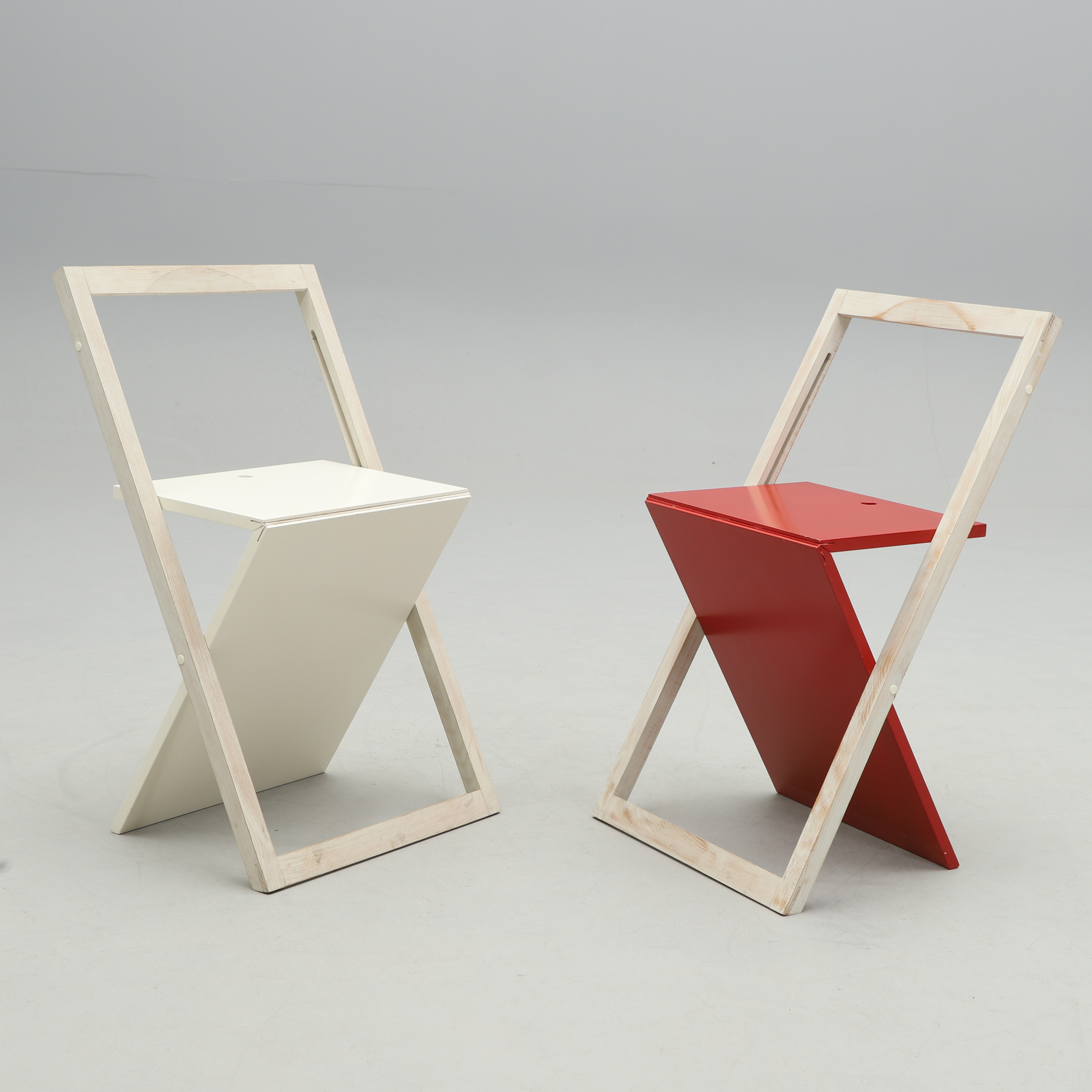 CHARLOTTE SÖRENSEN. Fällstolar, ett par, "Frame", Scandinavia Form.