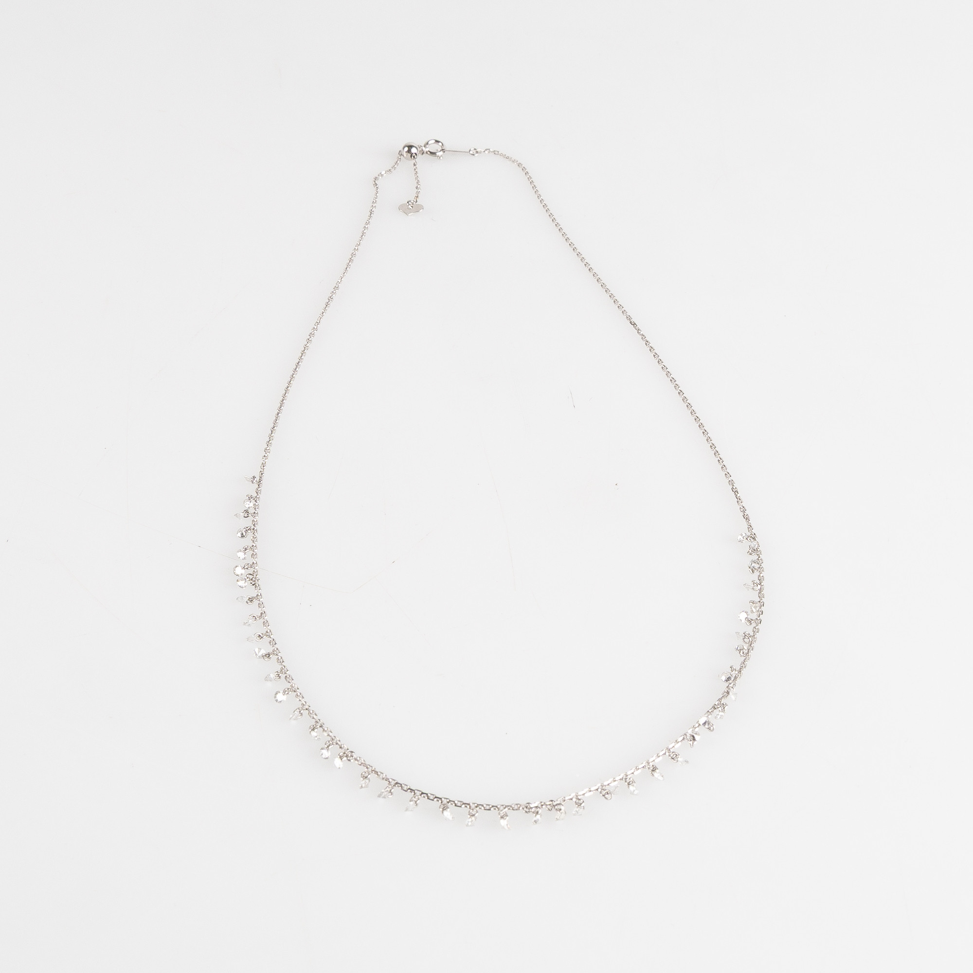 COLLIER, 18K vitguld med briljantslipade diamanter, totalt ca 1.00 ct.