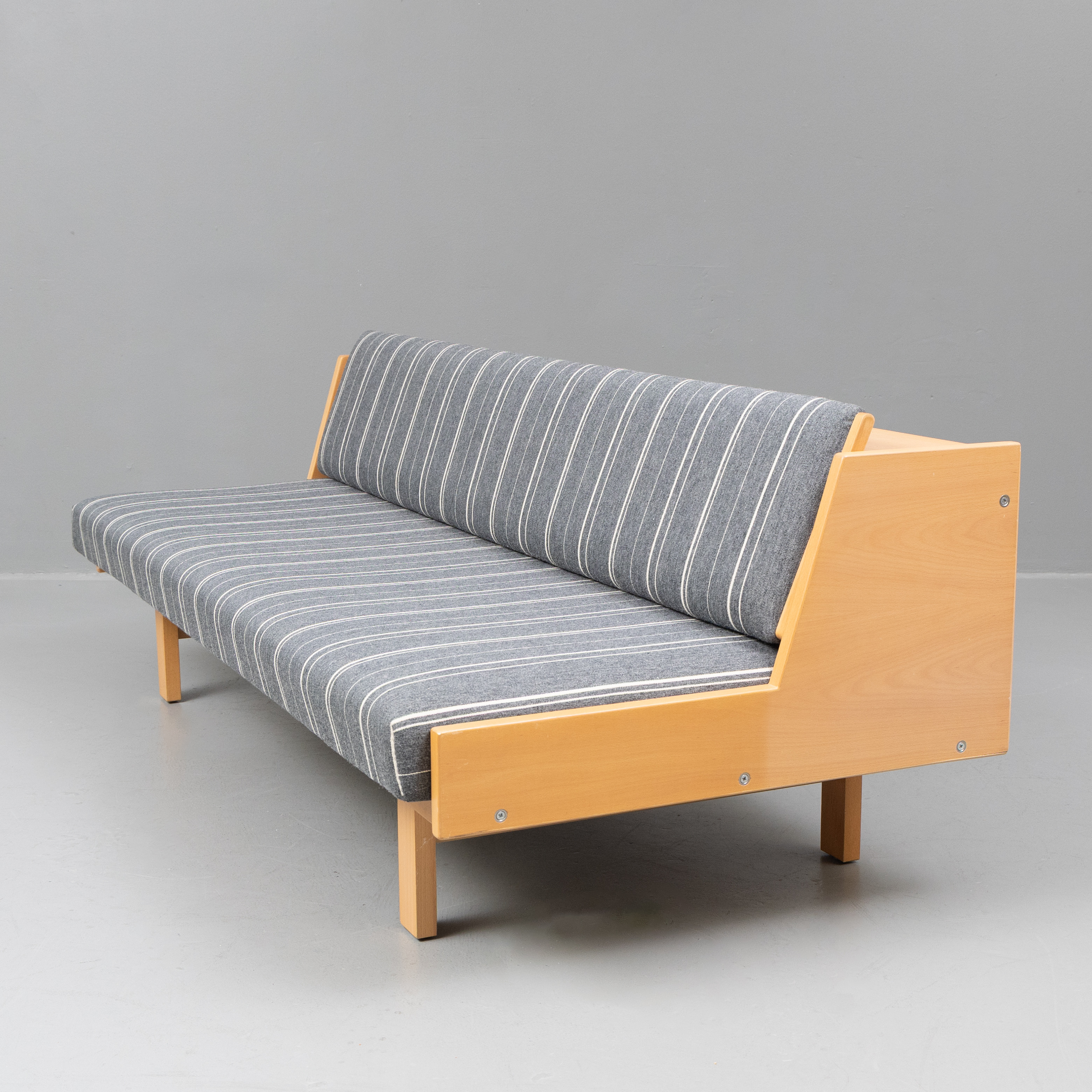 HANS J WEGNER. Daybed GE-258, Getama, Gedsted, Danmark.