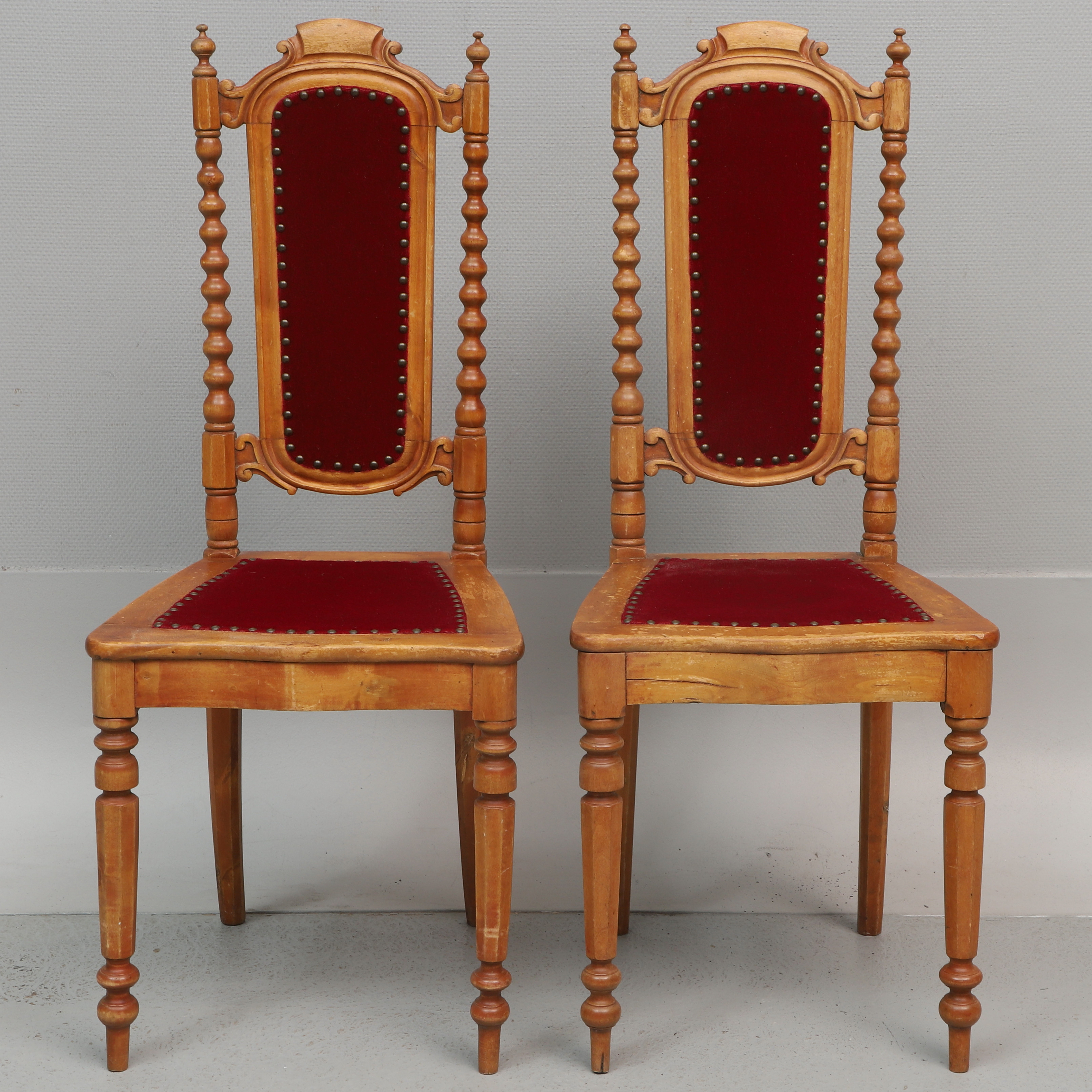 STOLAR, ett par, nyrenässans, 1800/1900-tal.