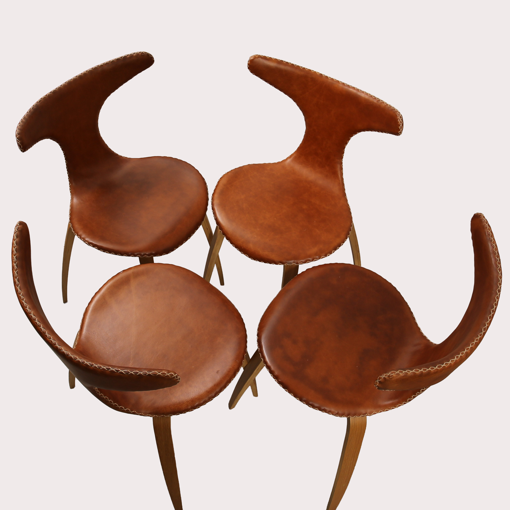 BJARKE NIELSEN. STOLAR, läderklädda, "Dolphin" Dan Form, Danmark, 4 stycken.