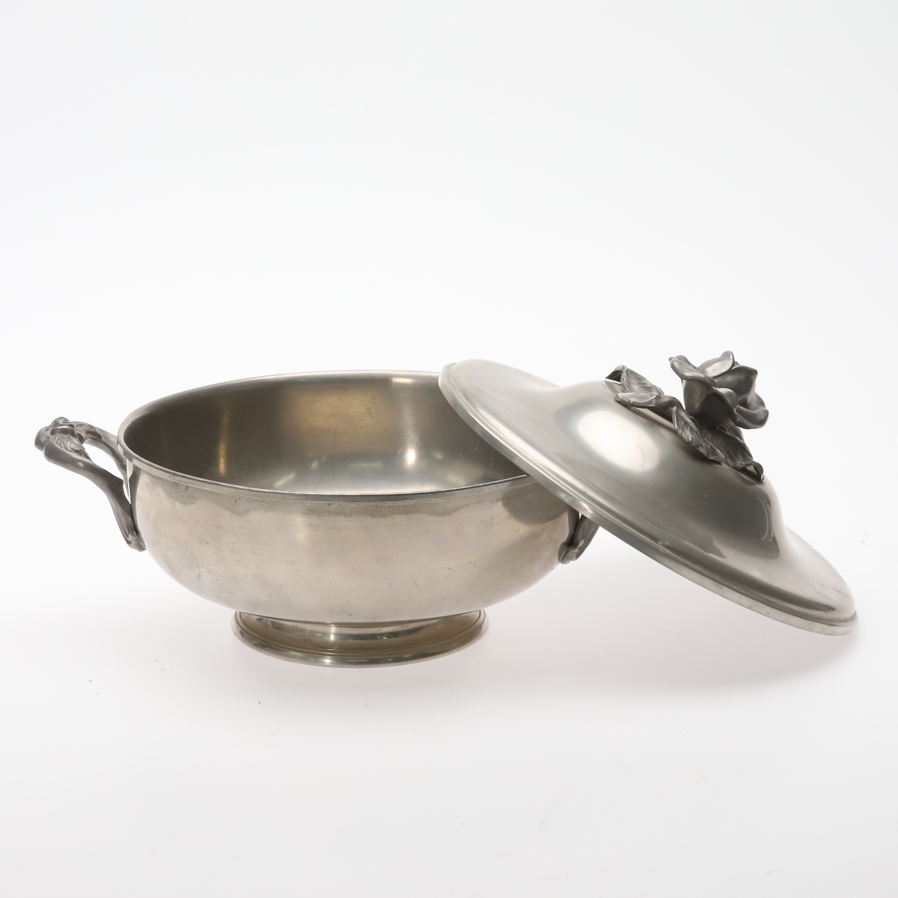 TERRIN. Svenskt tenn, Nordiska Juvelaktiebolaget, Stockholm, -1937.