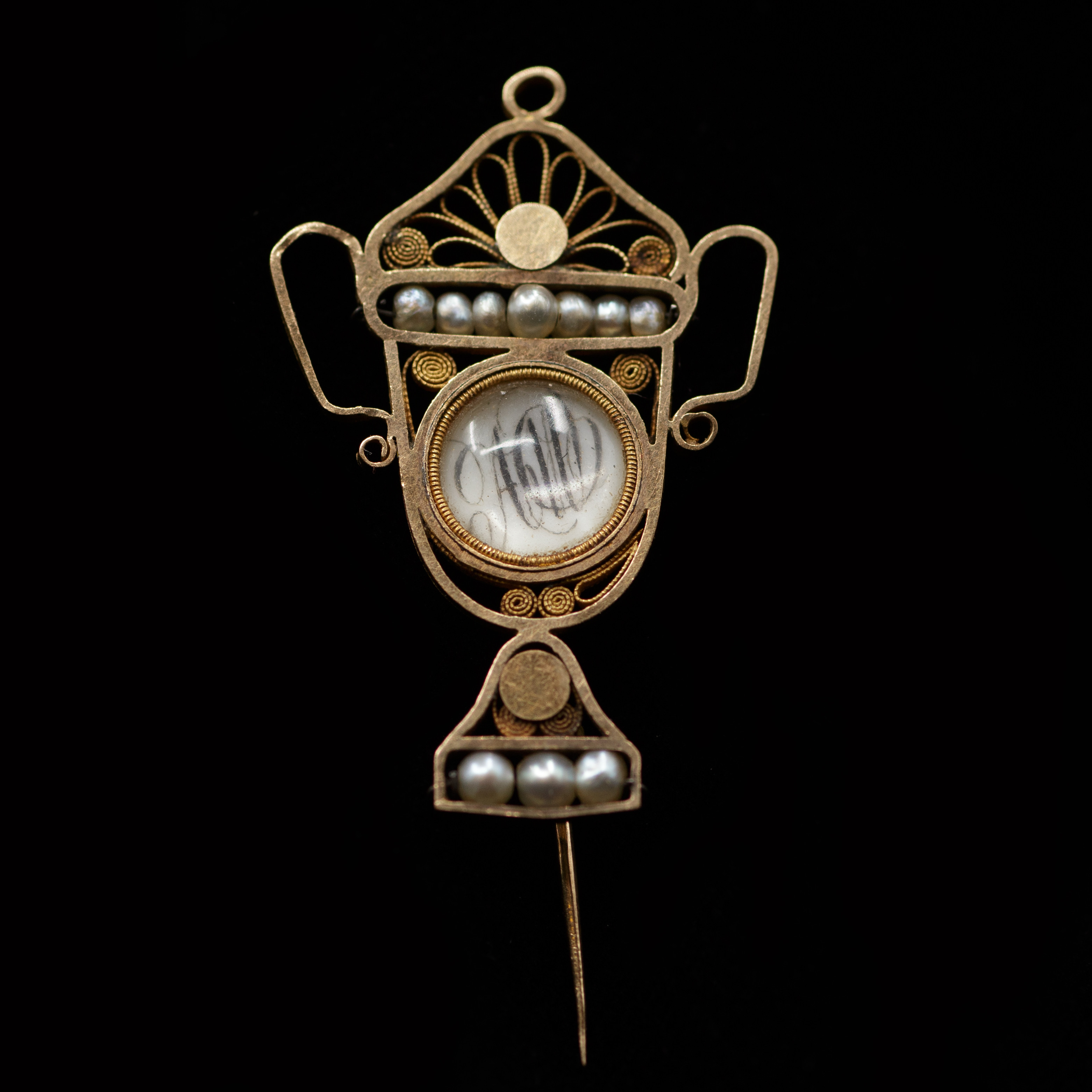 18K GULDBROSCH, FILIGRAN, PÄRLOR, H4 (1807) STOCKHOLM.
