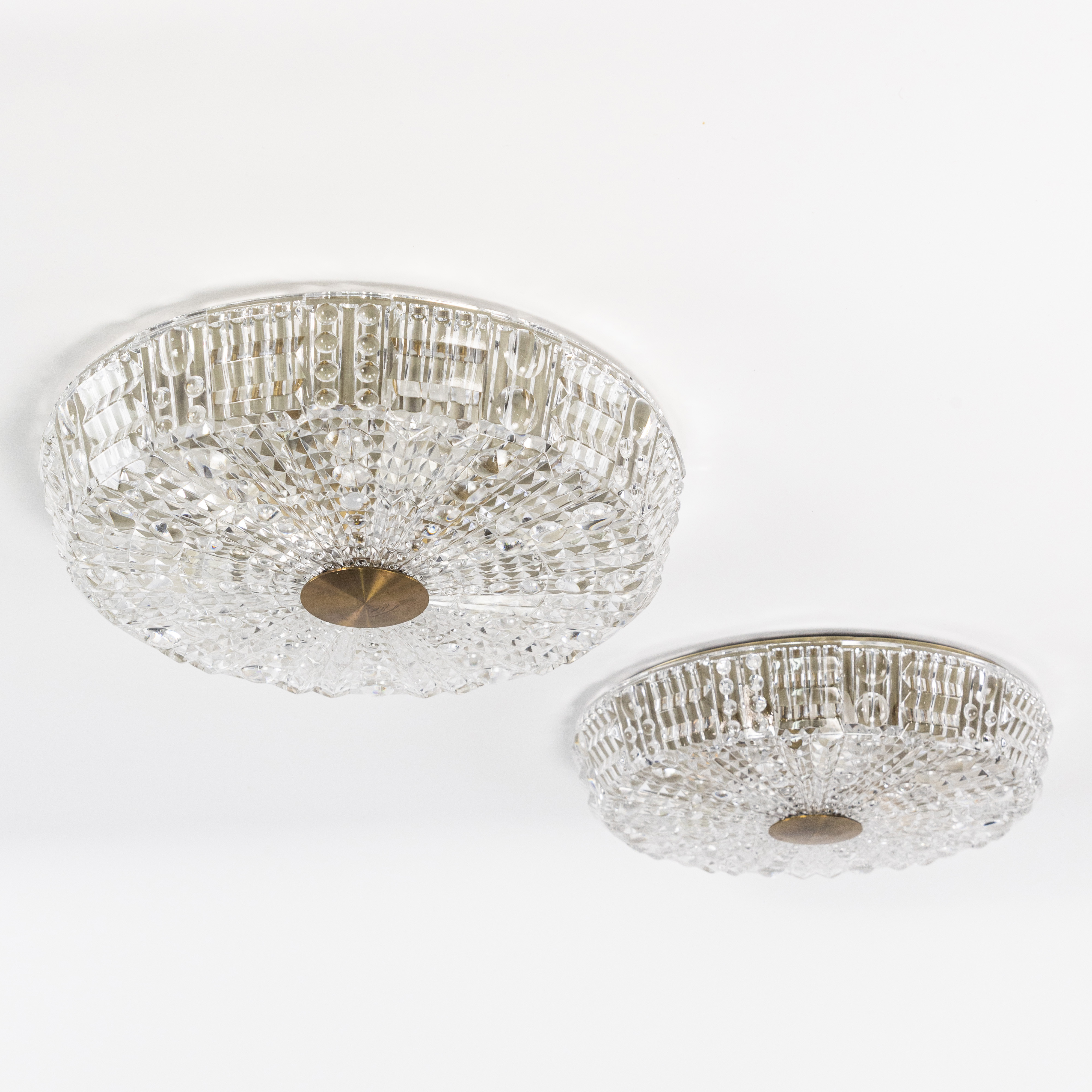 CARL FAGERLUND. Plafonder, ett par, Orrefors, 1900-talets mitt.
