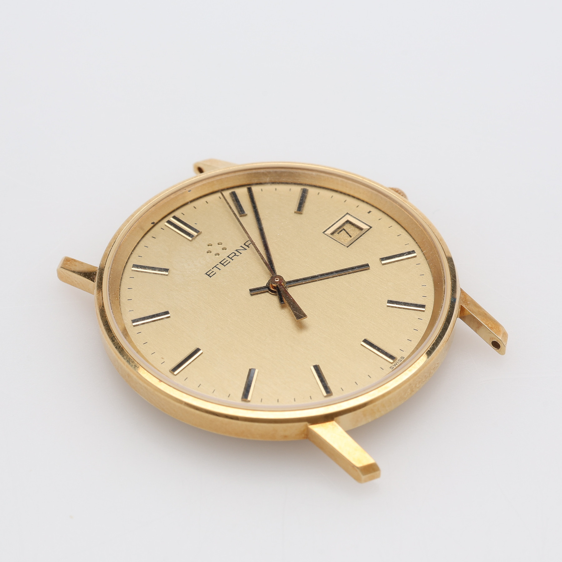 HERRARMBANDSUR, ETERNA, 18k guld, kvartsverk, 19,2 g exklusive armbandet.