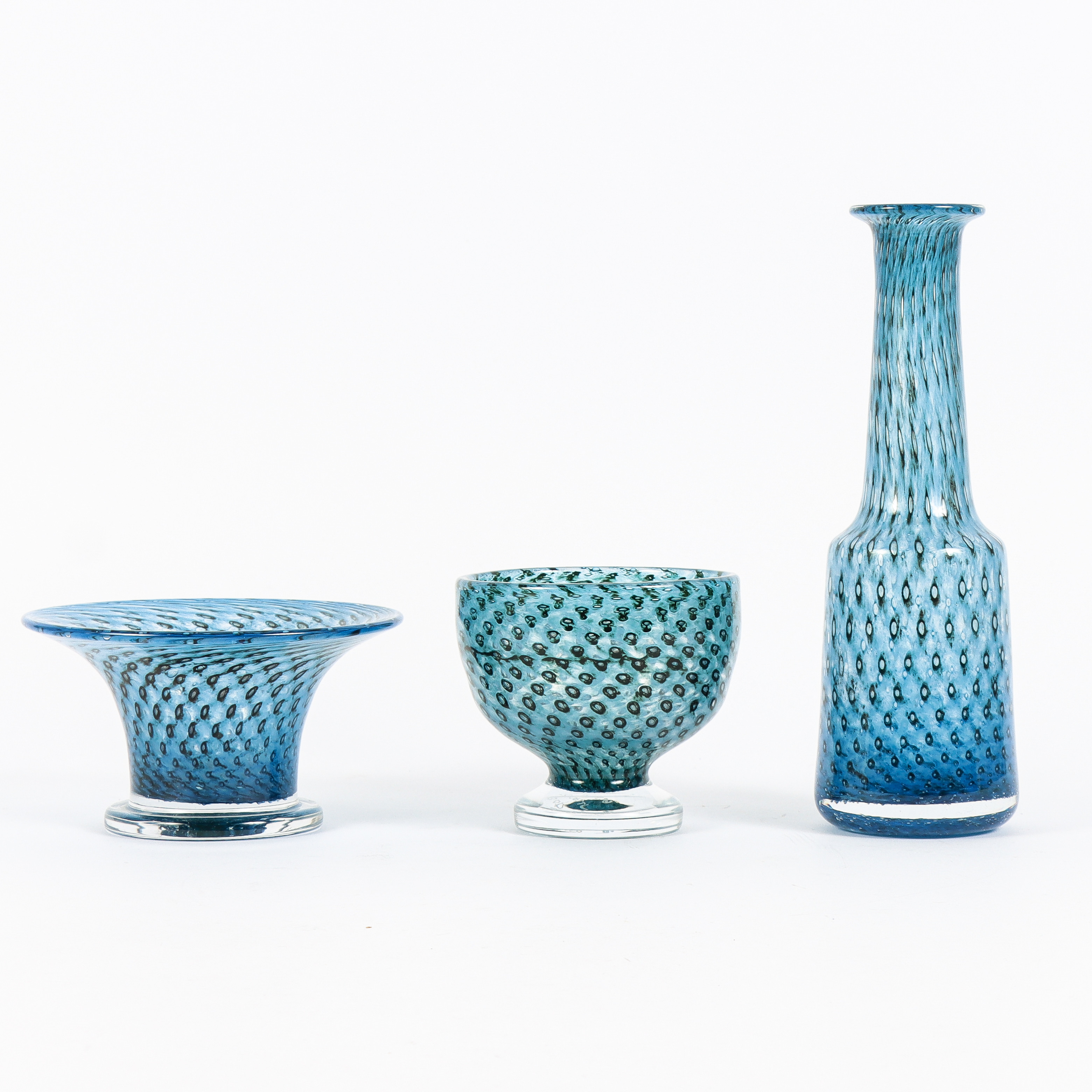 BERTIL VALLIEN. Konstglas Boda Cirrus, 3 delar, signerade.