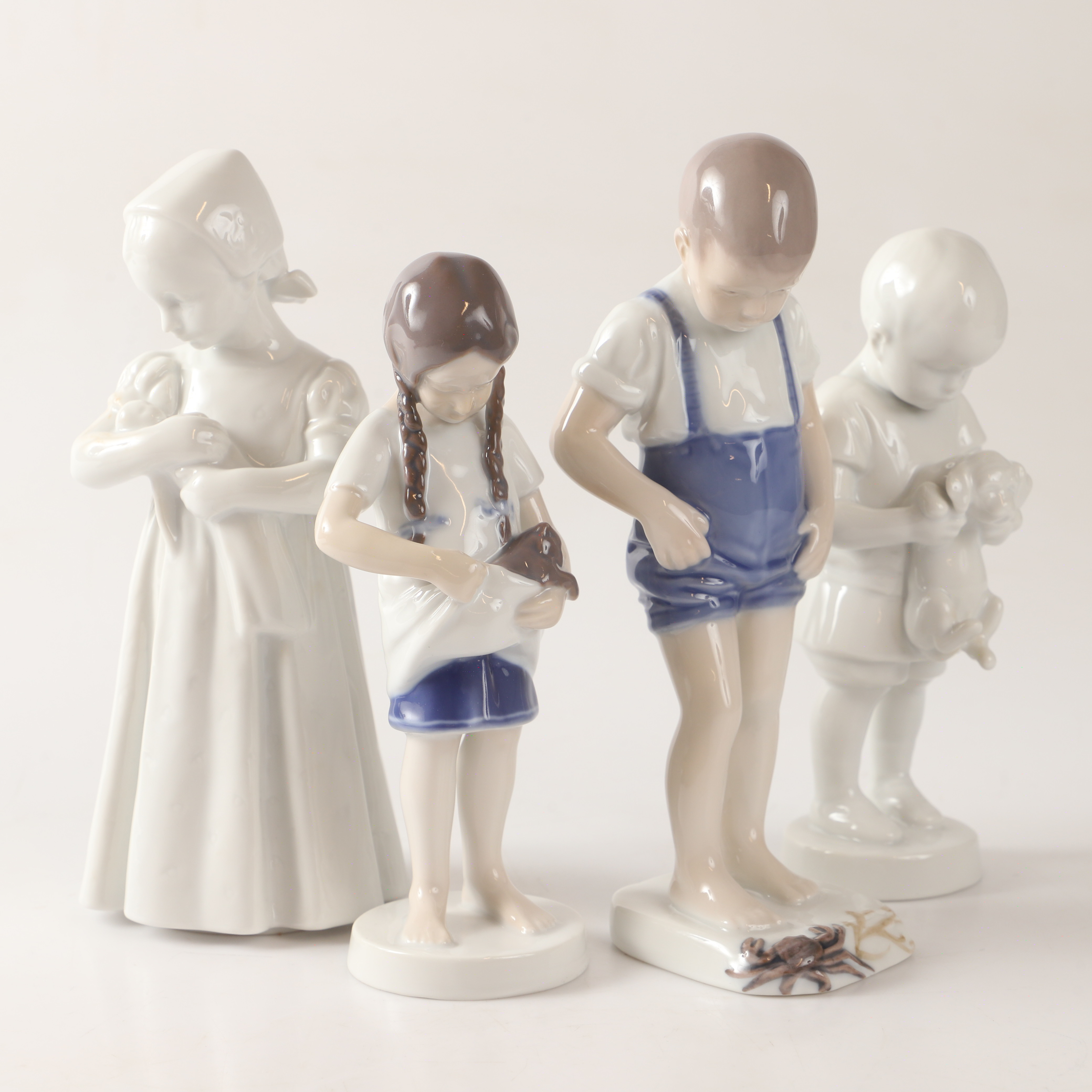 FIGURINER, 4 stycken, porslin, Bing & Gröndal.
