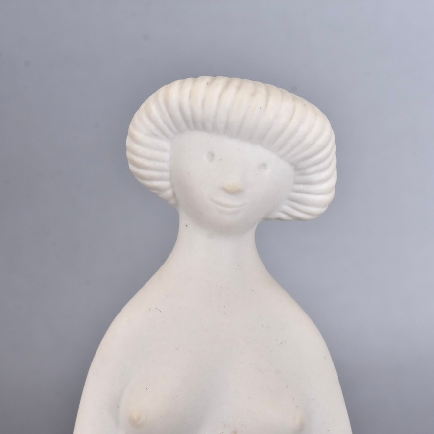 STIG LINDBERG. figurin, parian, "Lilla Eva", Gustavsberg.