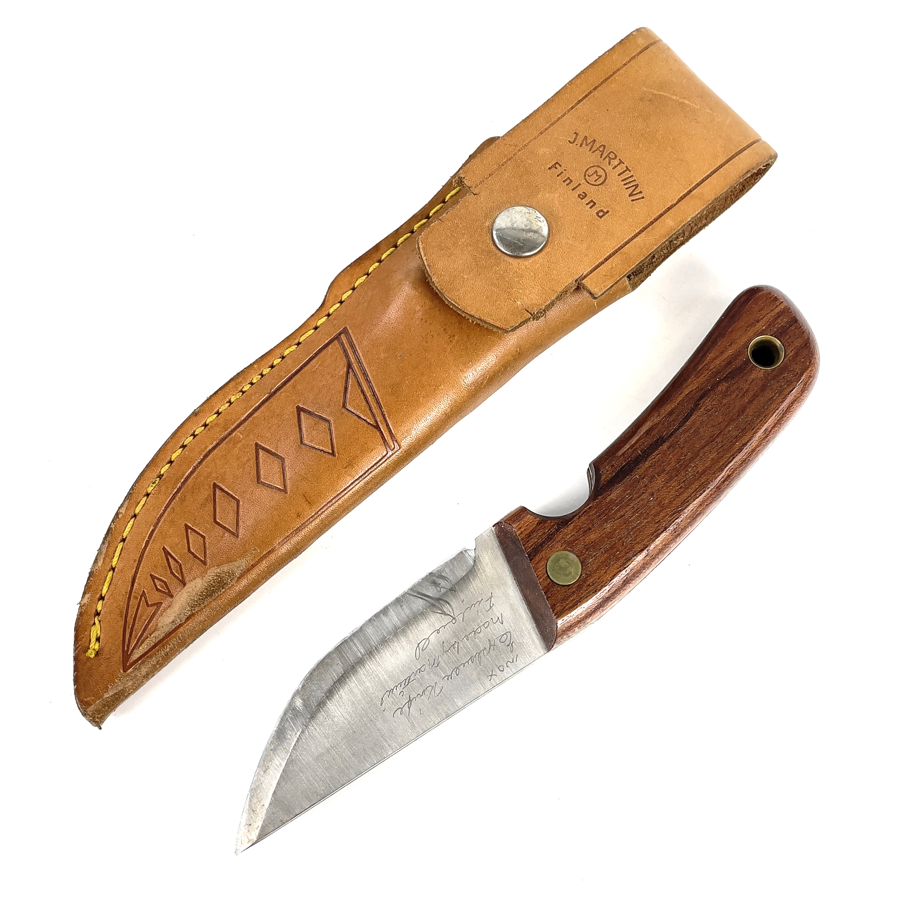 KNIV, J. Marttiini, med balja, Finland.