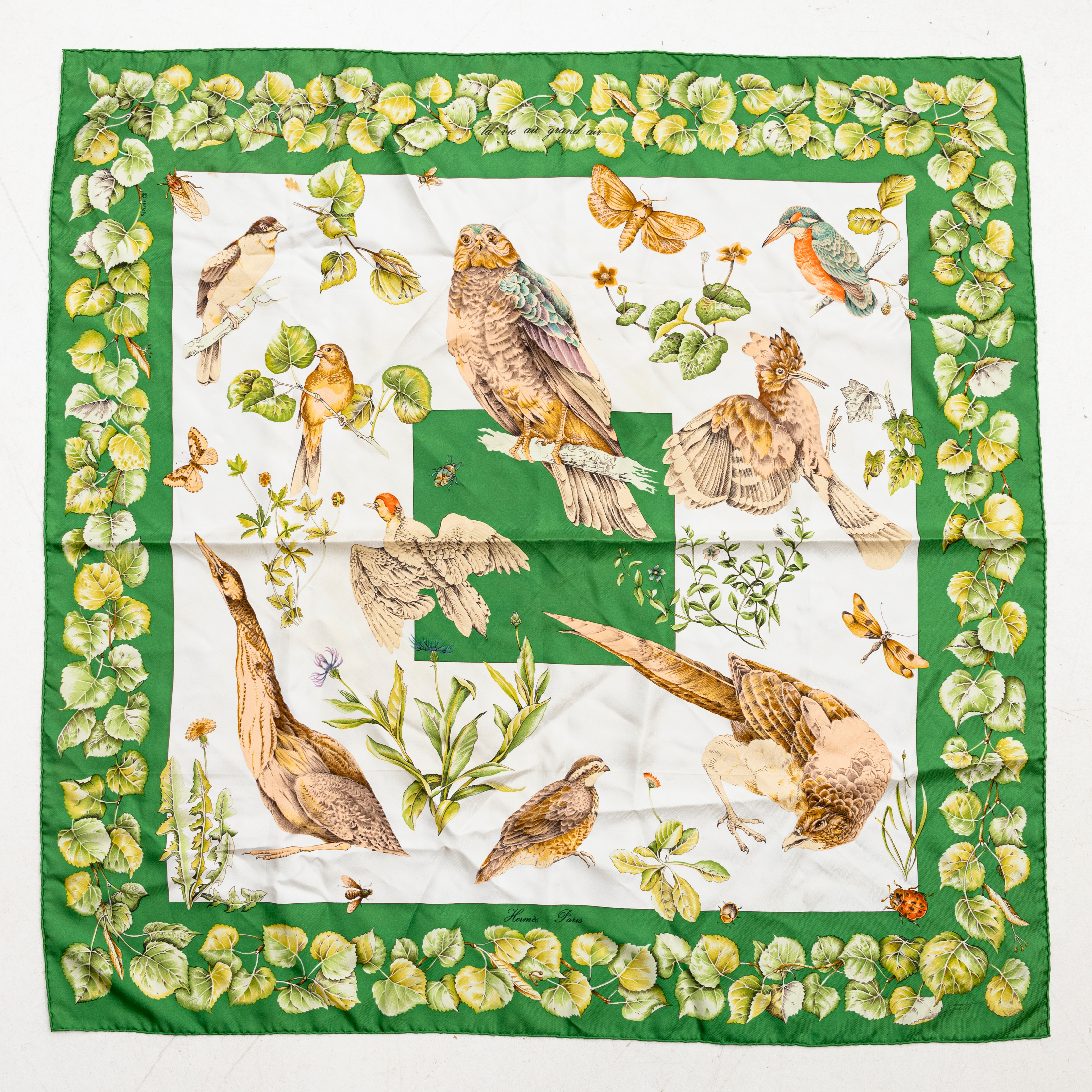 HERMÈS. Scarf, "La Vie au Grand Air".