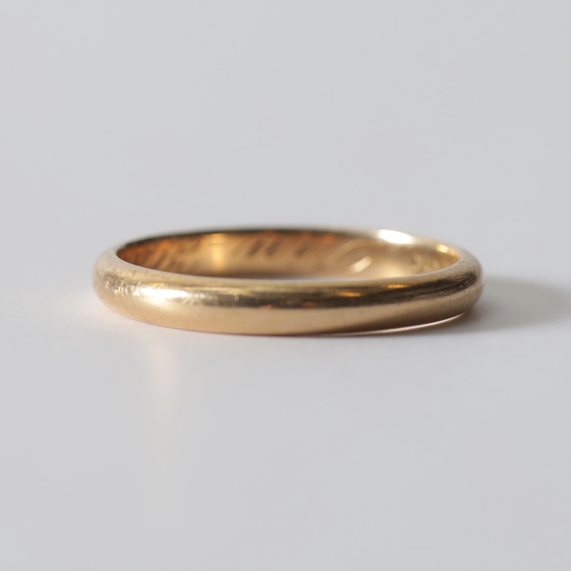 RING, 14K guld. Totalvikt ca 2,9 gram.