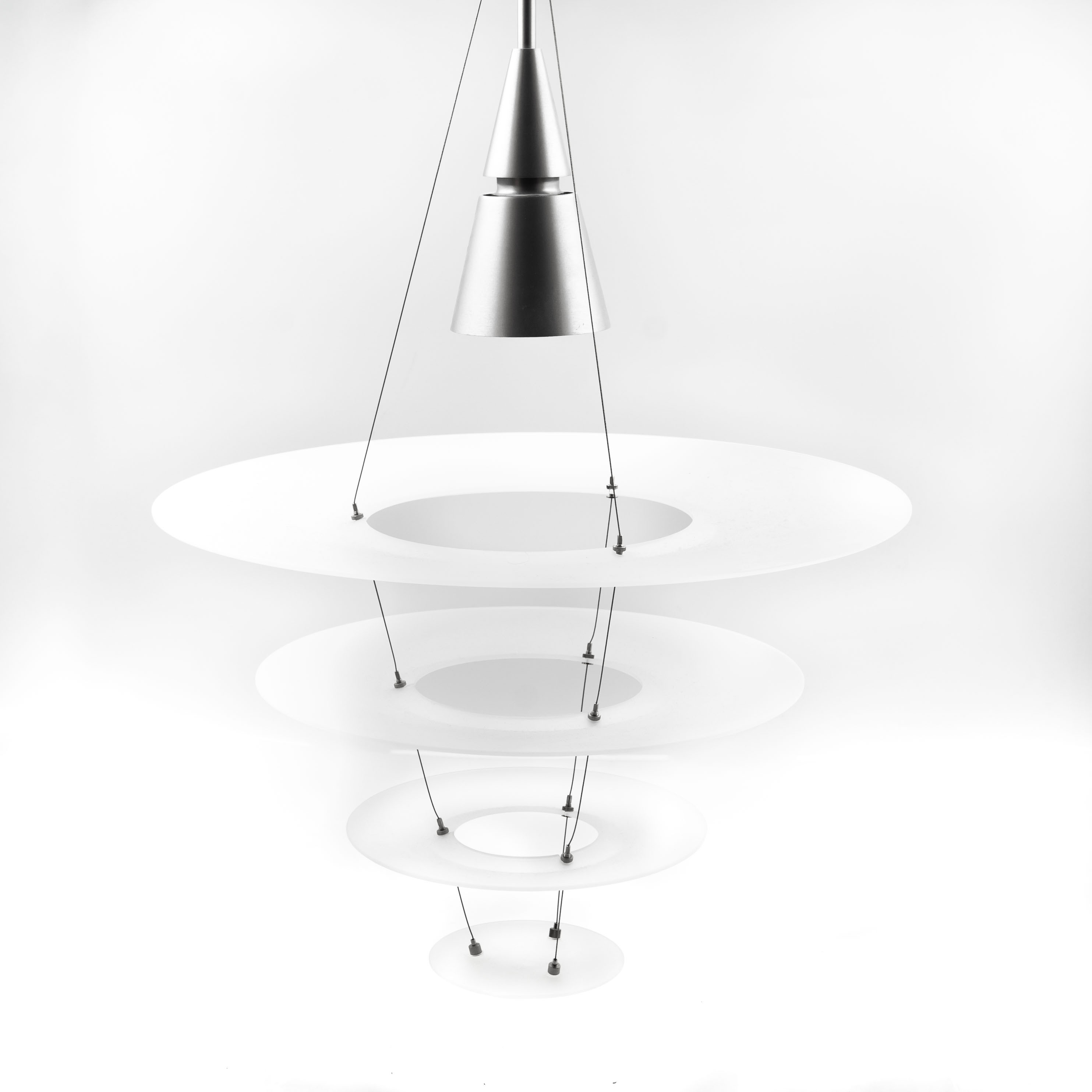 SHOICHI UCHIYAMA. TAKLAMPA, "Enigma", för Louis Poulsen, Danmark.