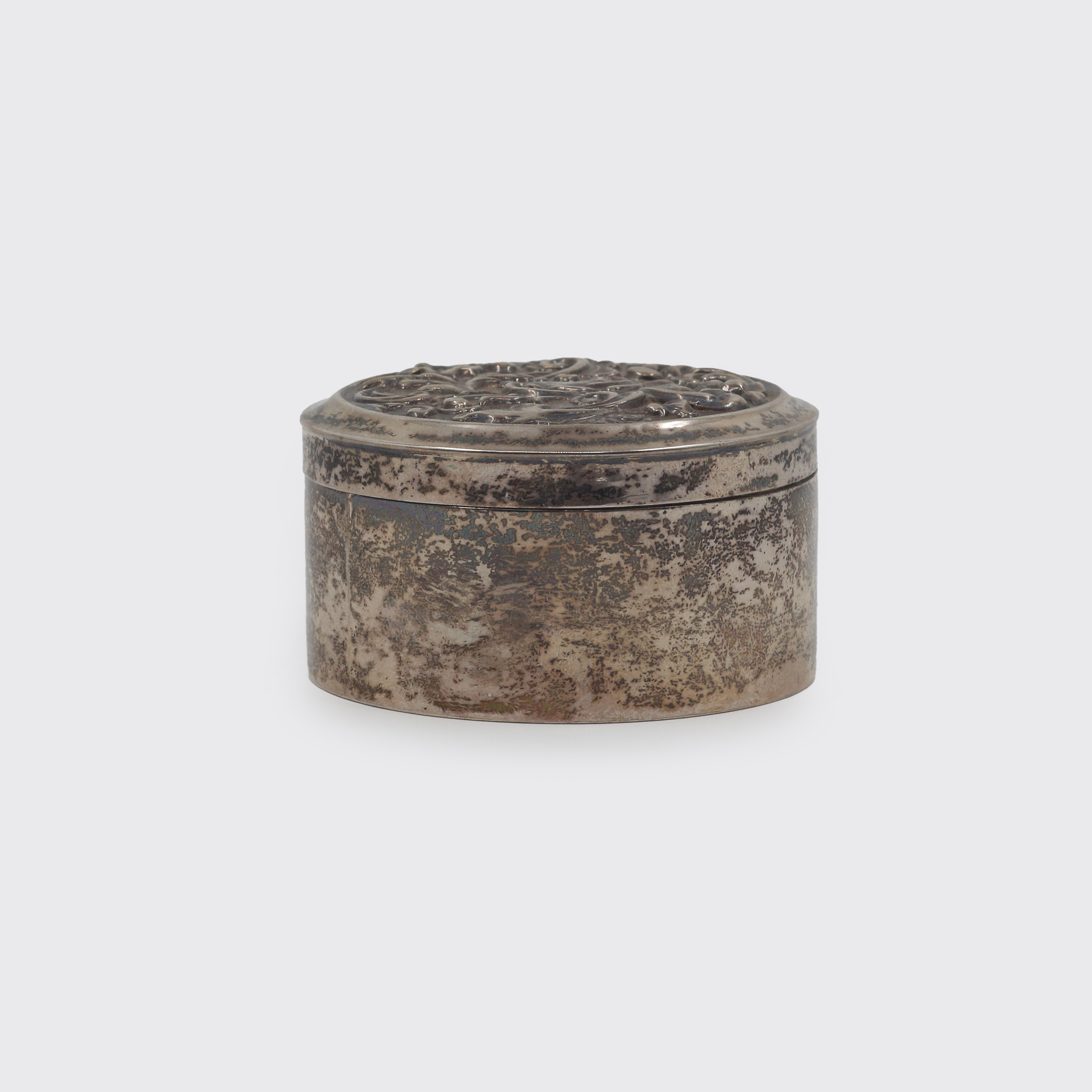1800-TALS SILVERDOSA MED FÖRGYLLD INSIDA, S4 (1848).