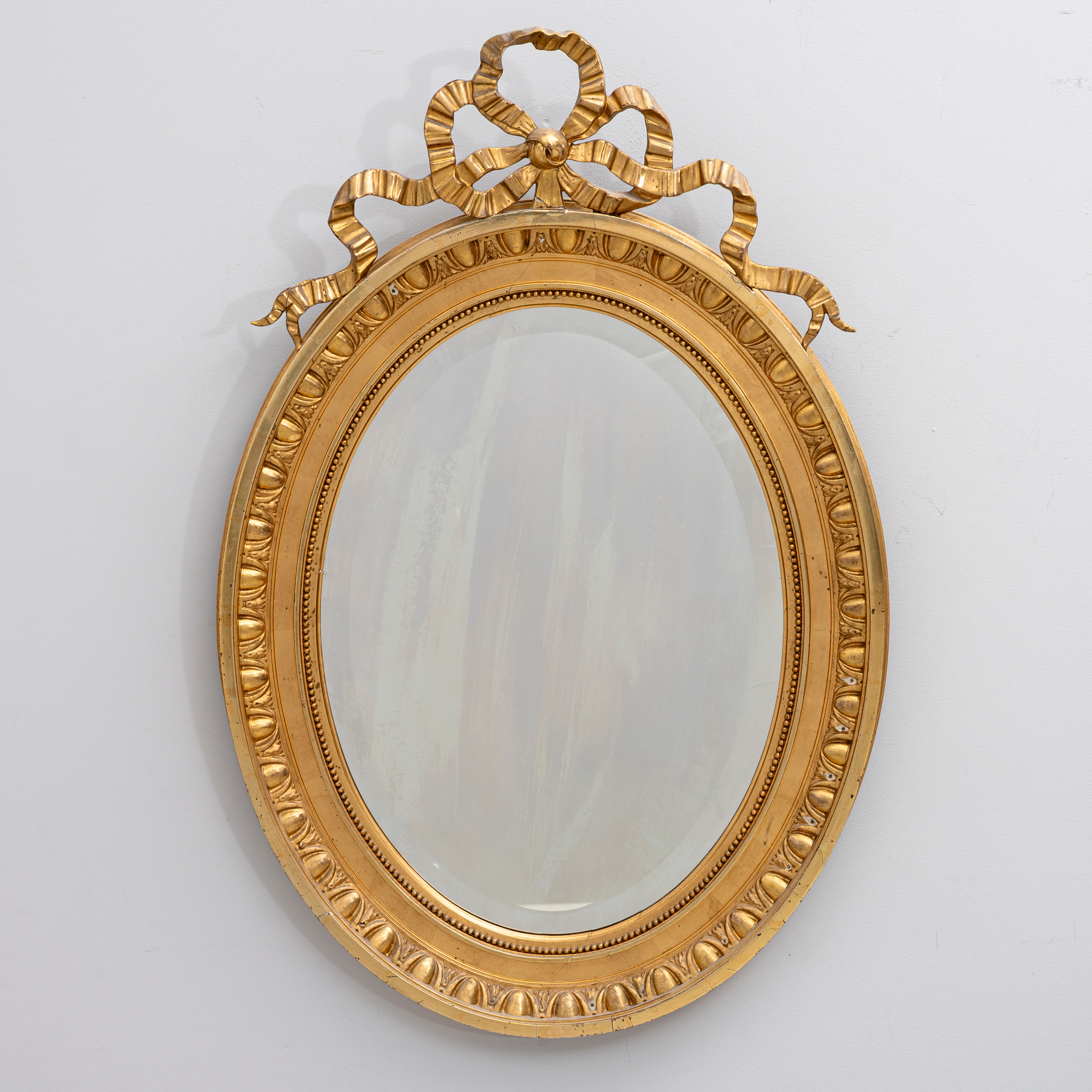 SPEGEL, förgylld, gustaviansk stil, 1800-/1900-tal.