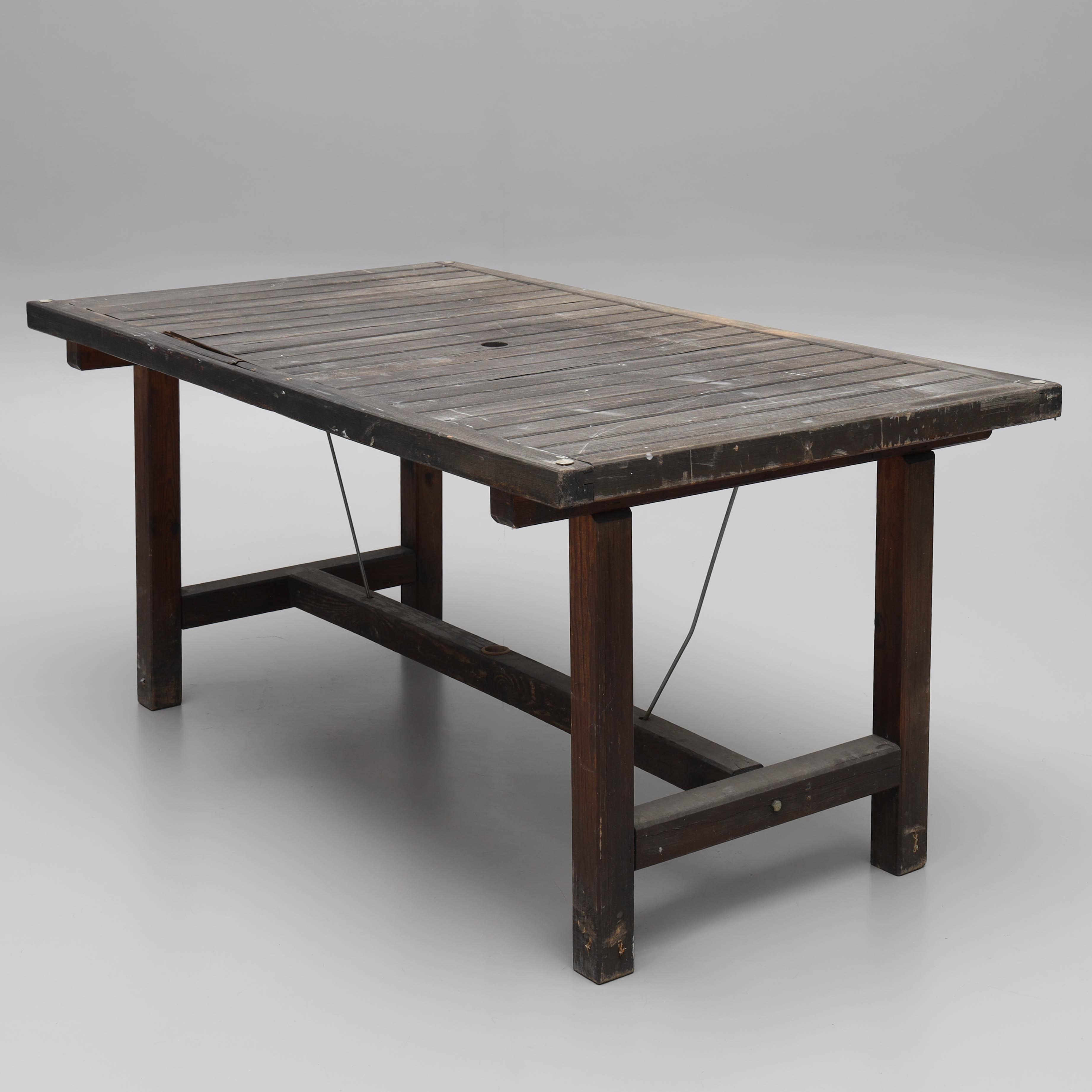 ELSA STACKELBERG. Trädgårdsbord, Fri Form AB, Edsbruk, 1900-tal.