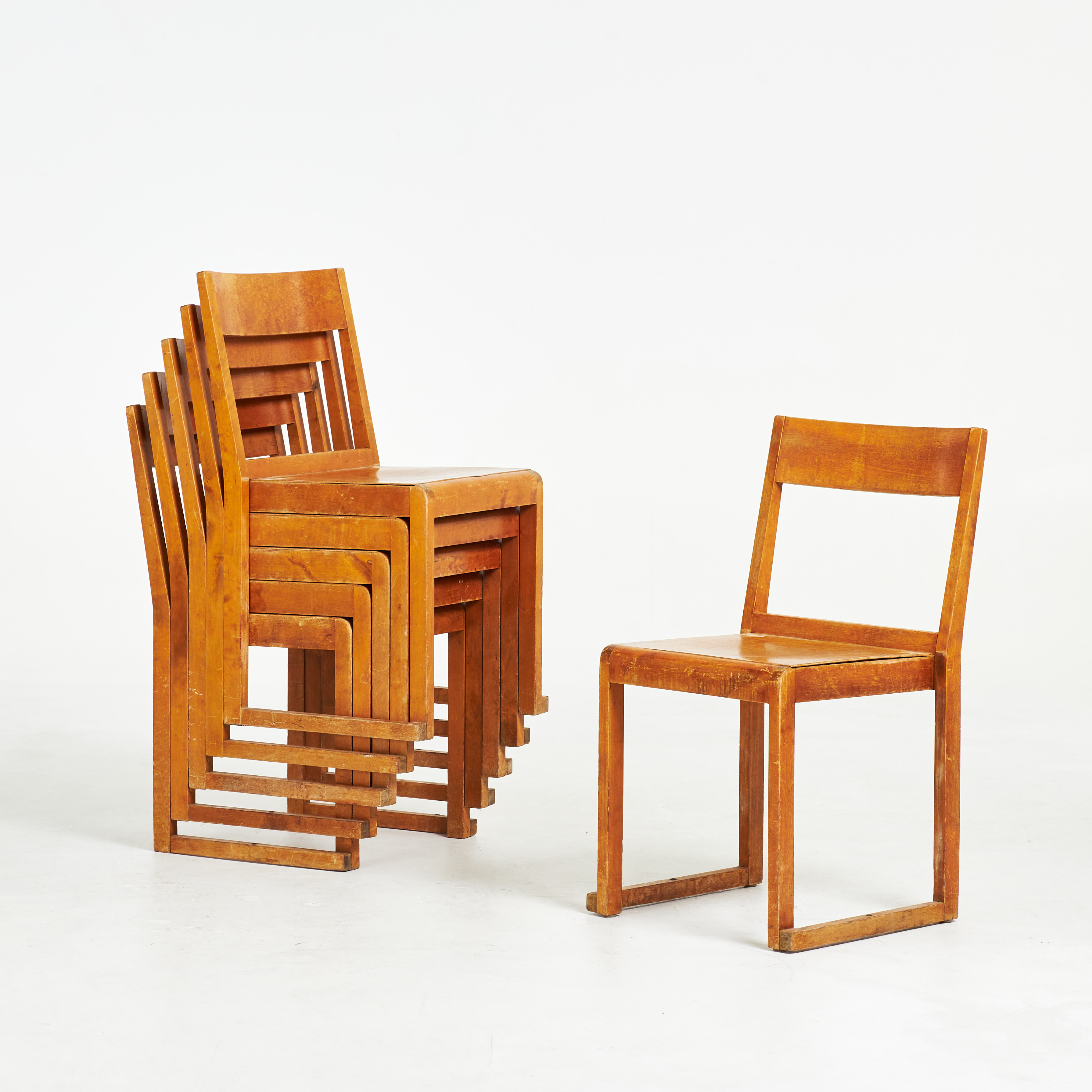 SVEN MARKELIUS. 6 st, "Orkesterstolen", Svenska Möbelfabrikerna Bodafors, skiktlimmad formpressad björk, stämpelmärkta SMF, 1940 tal.