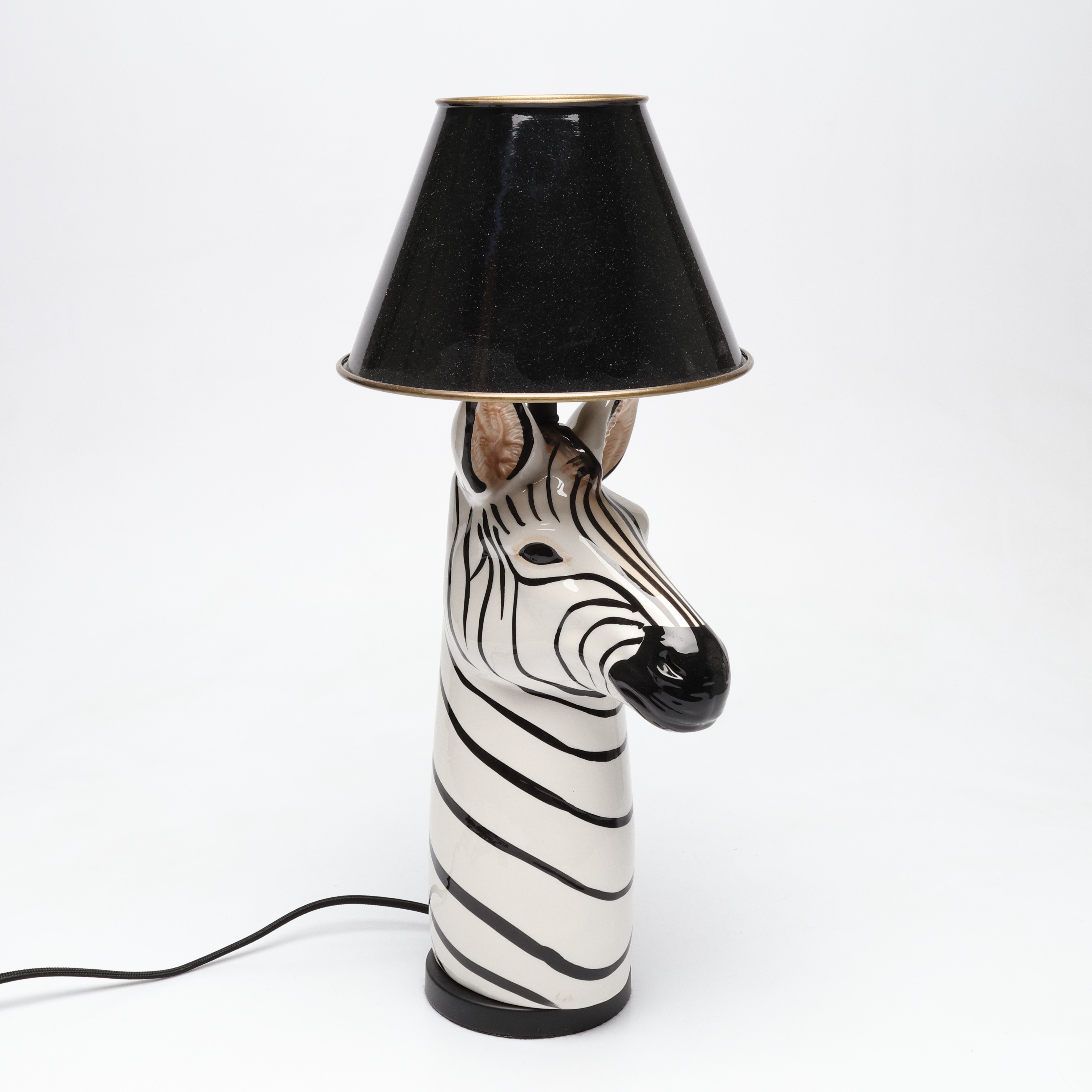 TESS PALM. bordslampa, keramik, "Zebra", Globen lighting, samtida.