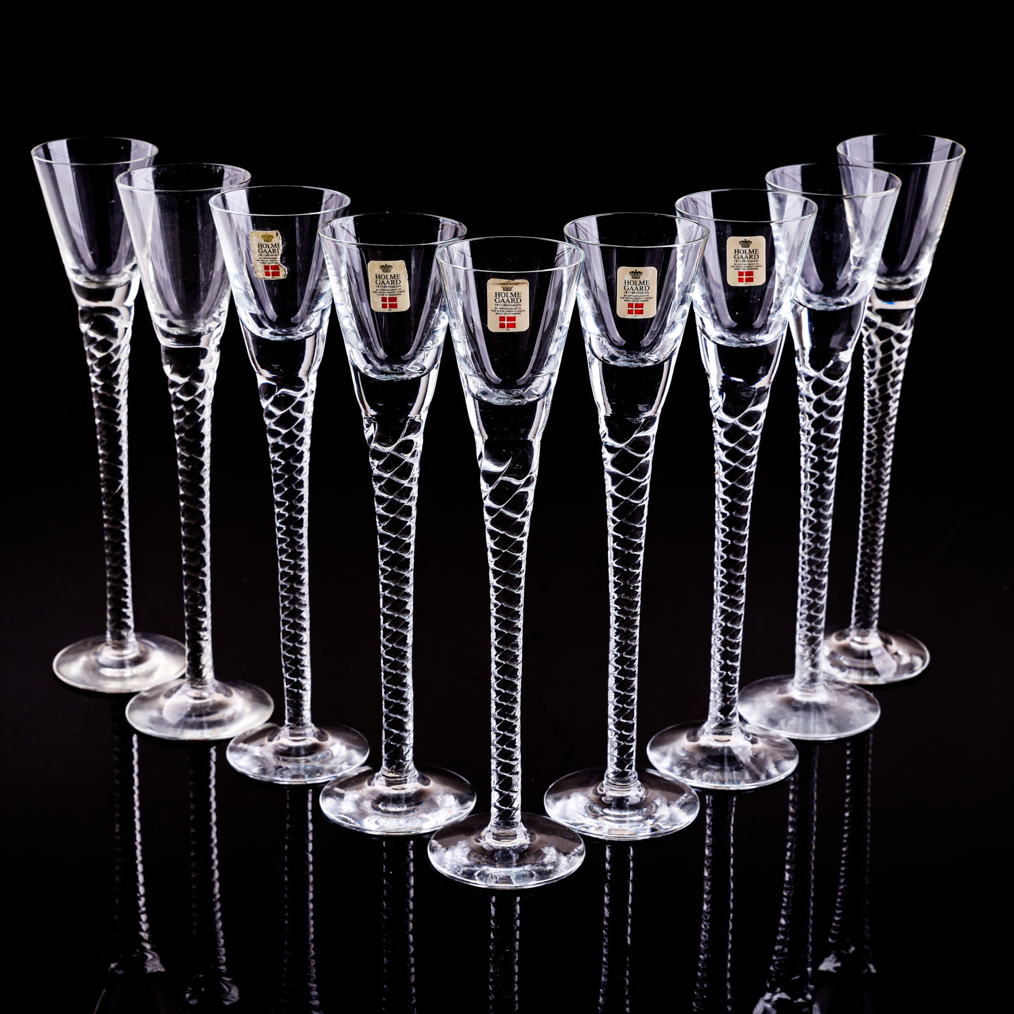 JACOB EILER BANG. Snapsglass, 9 st, "Twist", Holmegaard, Danmark.