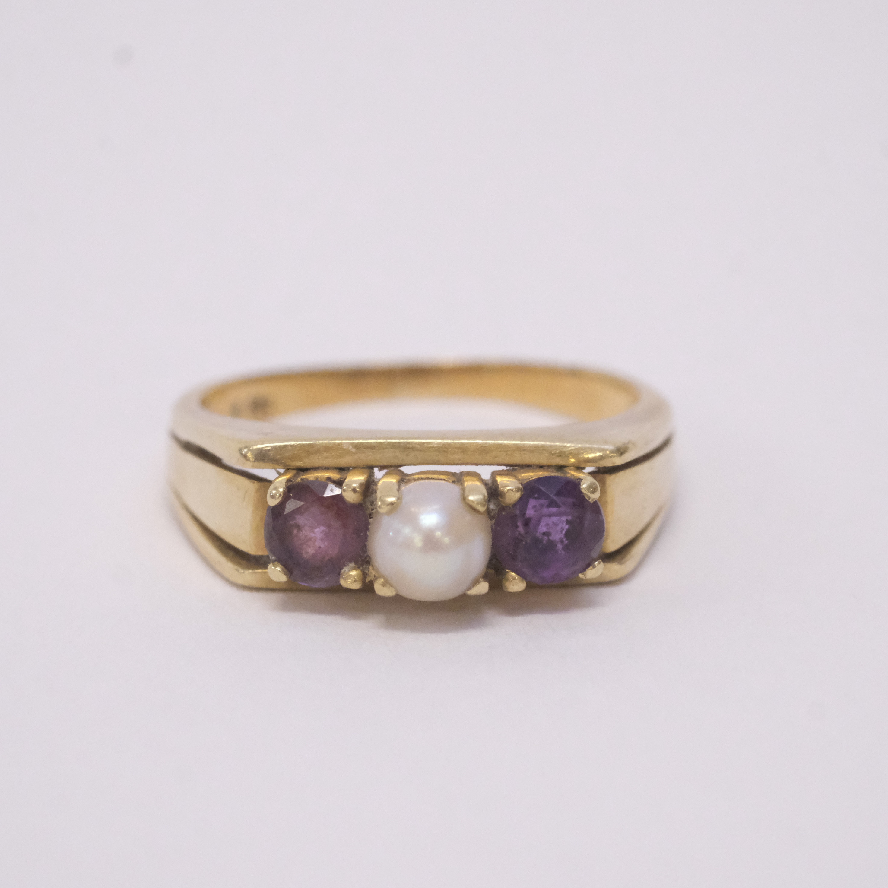 RING 14 K GULD.