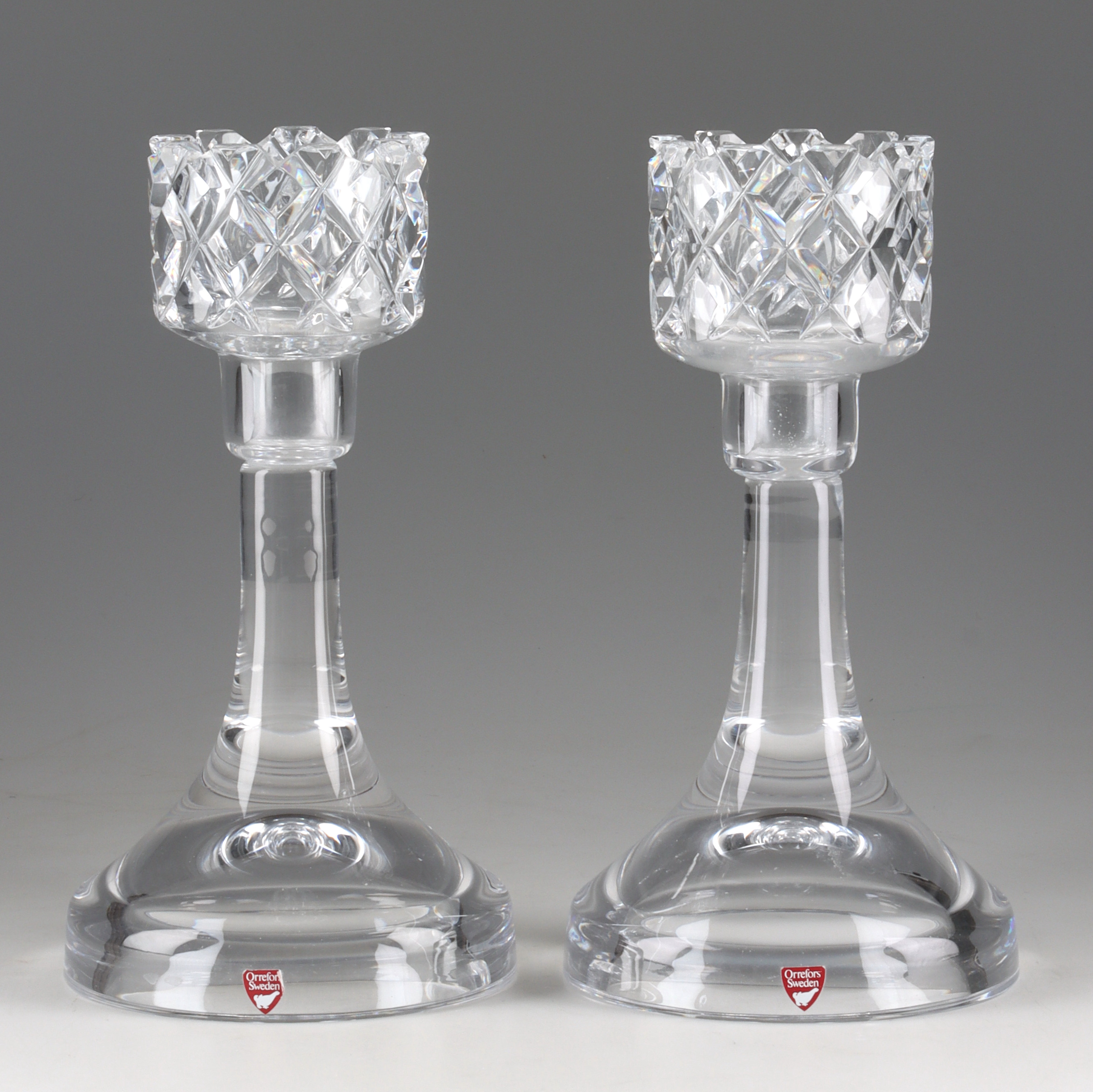 GUNNAR CYRÉN. Ljusstakar, ett par, glas, "Sofiero", Orrefors.