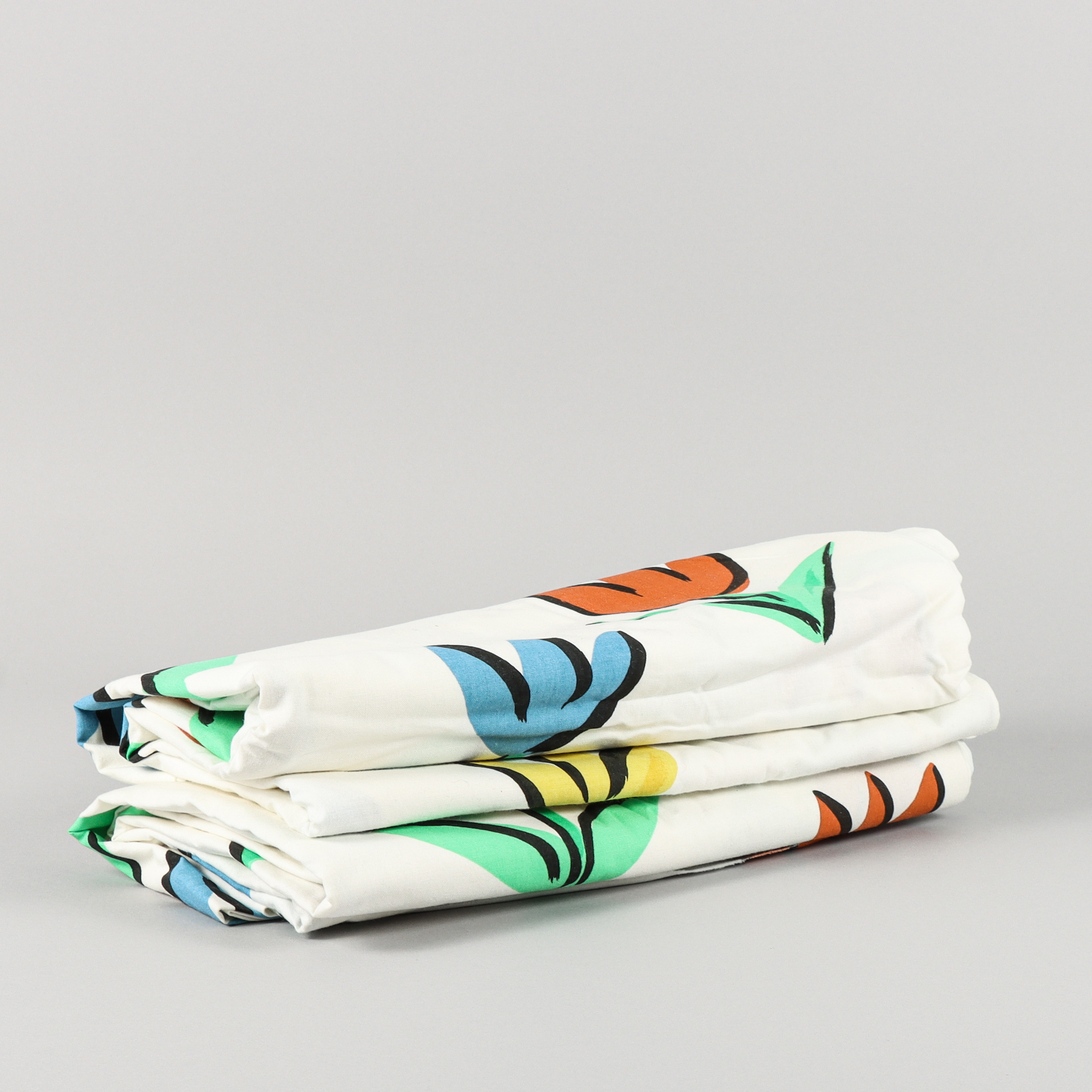 ULRICA HYDMAN-VALLIEN. Tyger 2 stycken, "Tulip".
