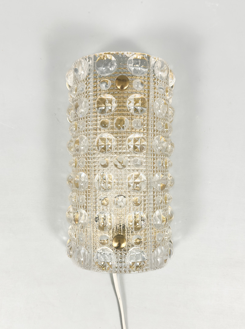 CARL FAGERLUND. VÄGGLAMPA, glas, mässing, Orrefors.